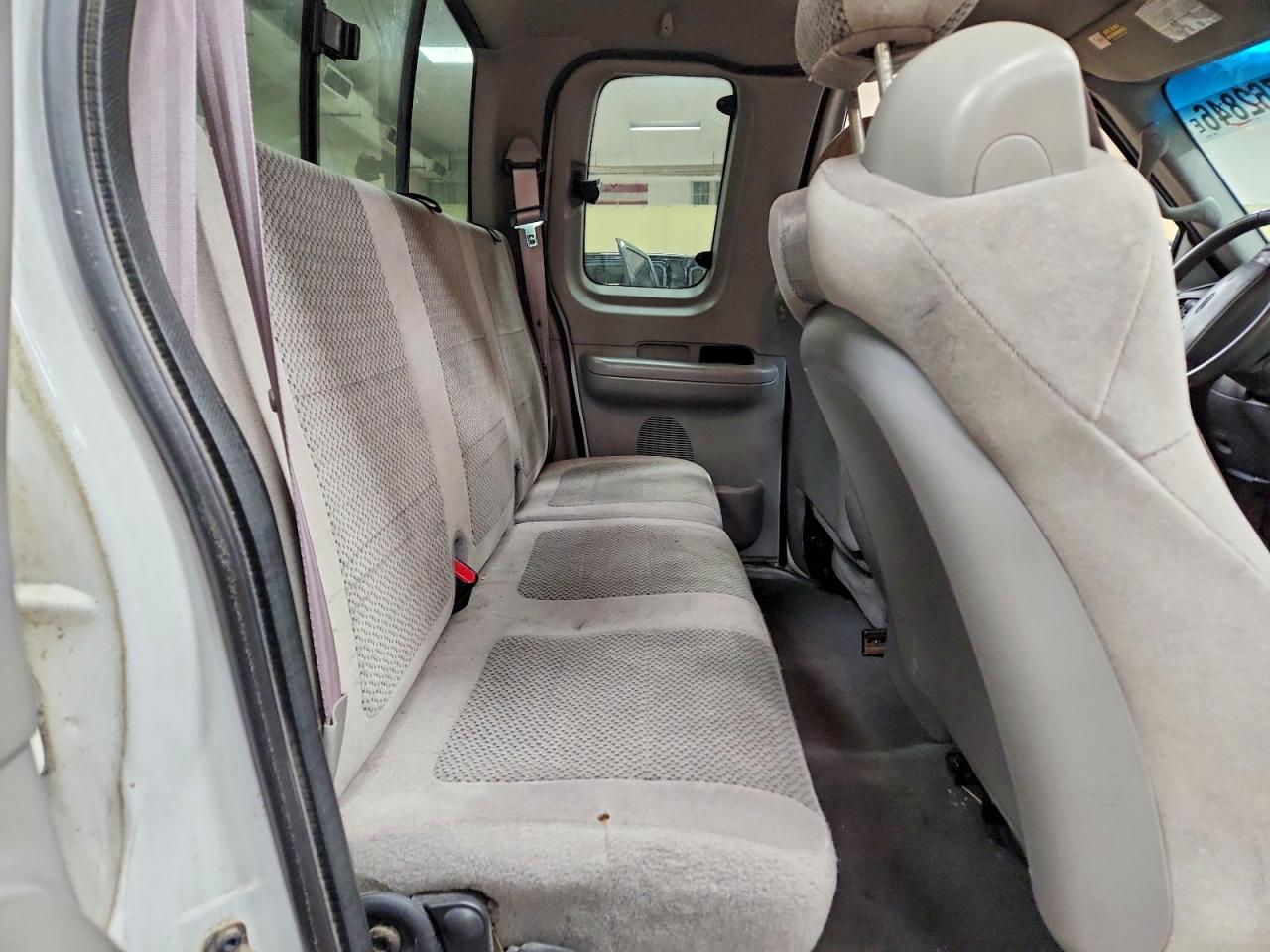 2001 Ford F150 White vin: 1FTPX18L91NA76870