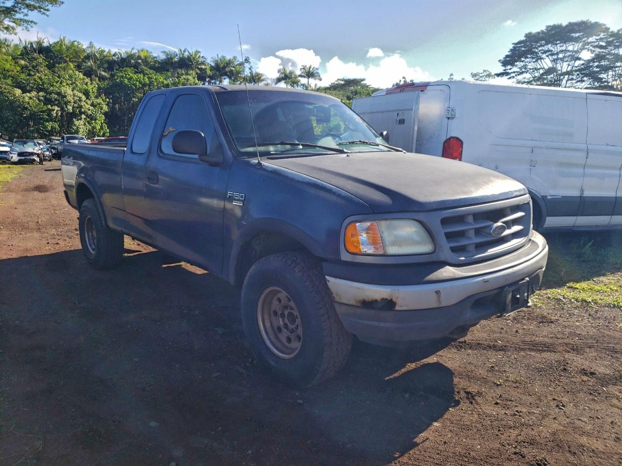 2000 Ford F150 Blue vin: 1FTPX18LXYKA68515