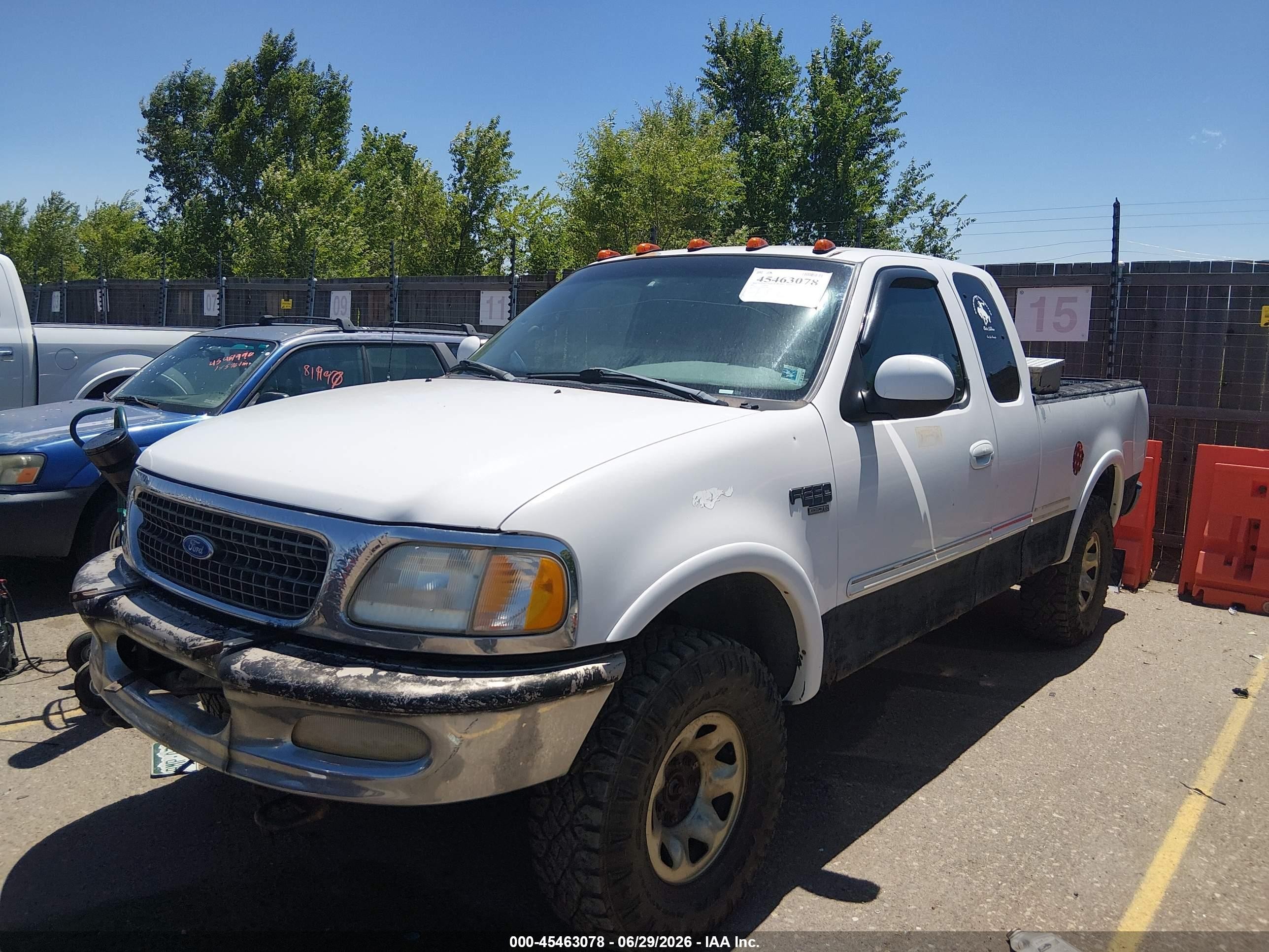 1998 Ford F-250 Lariat/standard/xl/xlt White vin: 1FTPX28L0WKC38867