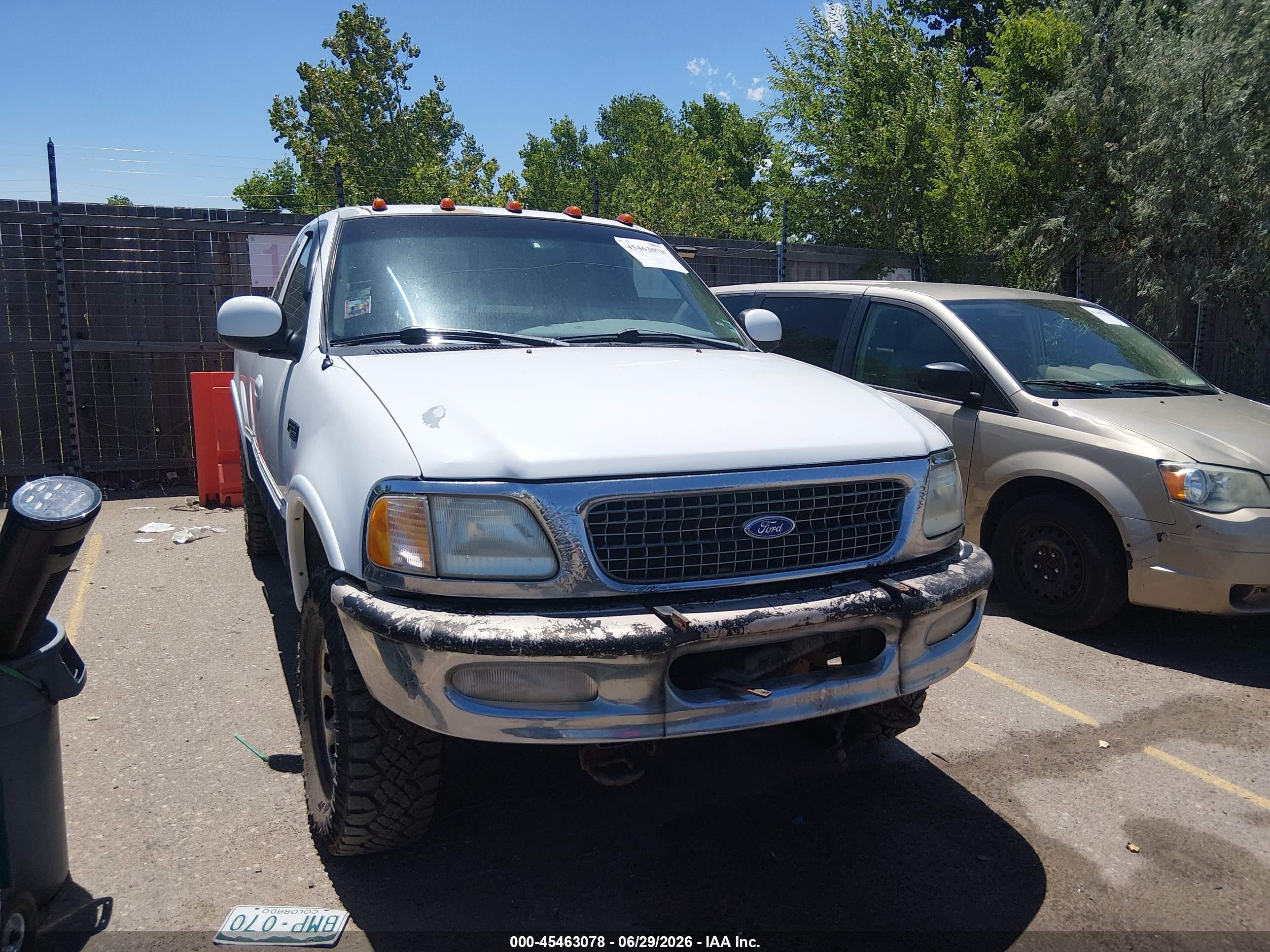 1998 Ford F-250 Lariat/standard/xl/xlt White vin: 1FTPX28L0WKC38867
