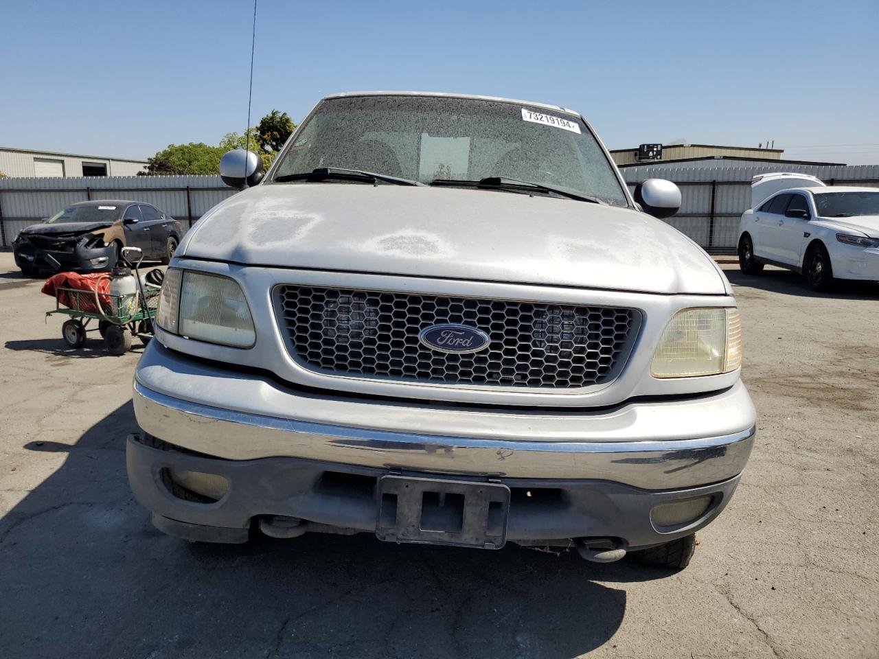 1999 Ford F250 Silver vin: 1FTPX28L0XKA18887