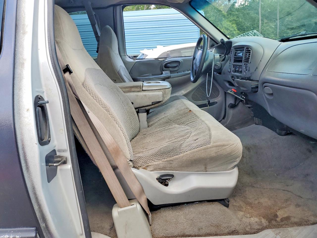 1999 Ford F250 Two Tone vin: 1FTPX28L0XNB70182