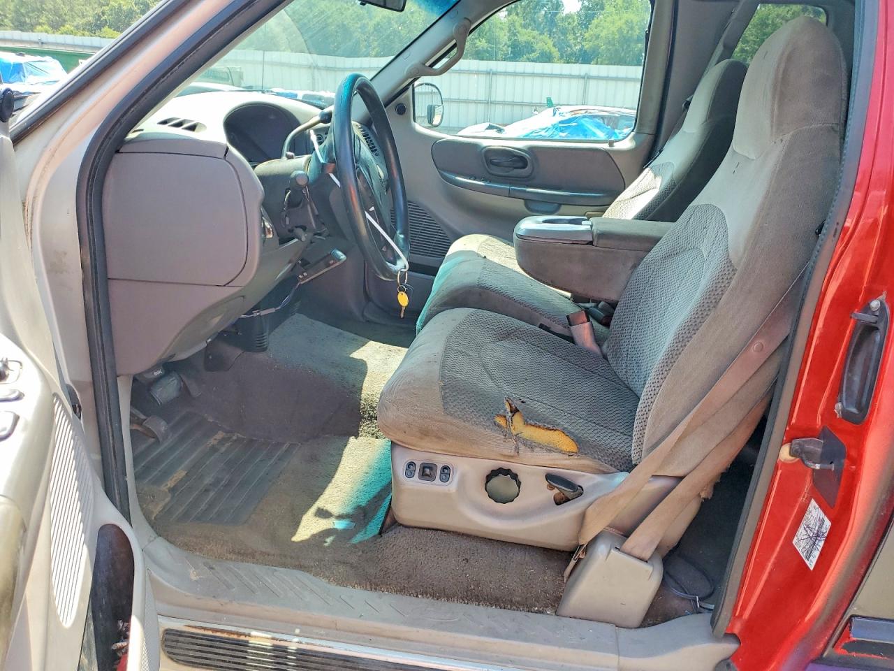 1999 Ford F250 Two Tone vin: 1FTPX28L0XNB70182