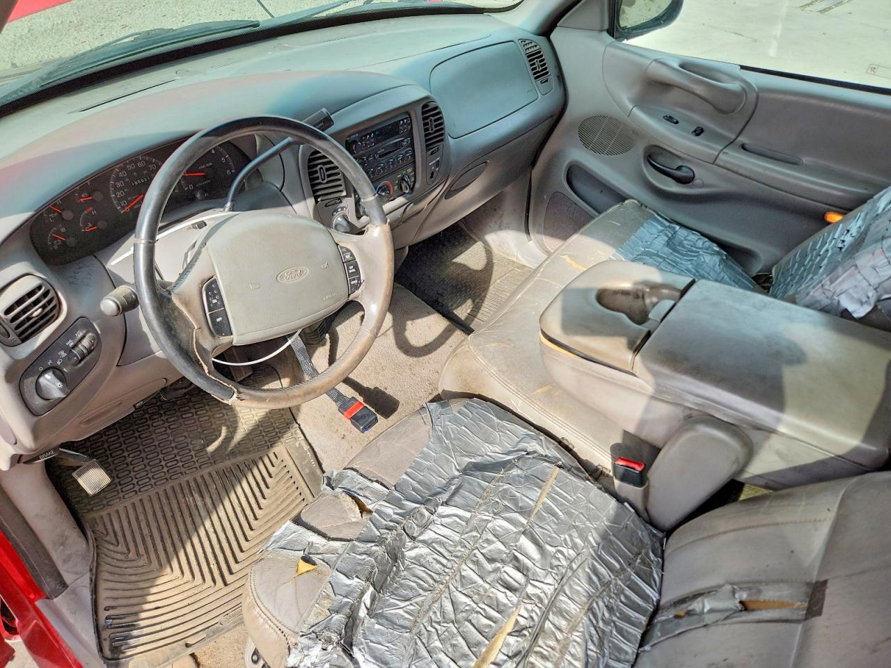 1998 Ford F250 Red vin: 1FTPX28L4WKA85426