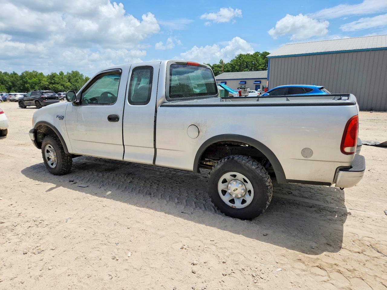 1999 Ford F250 Серебряный vin: 1FTPX28W6XNA74292