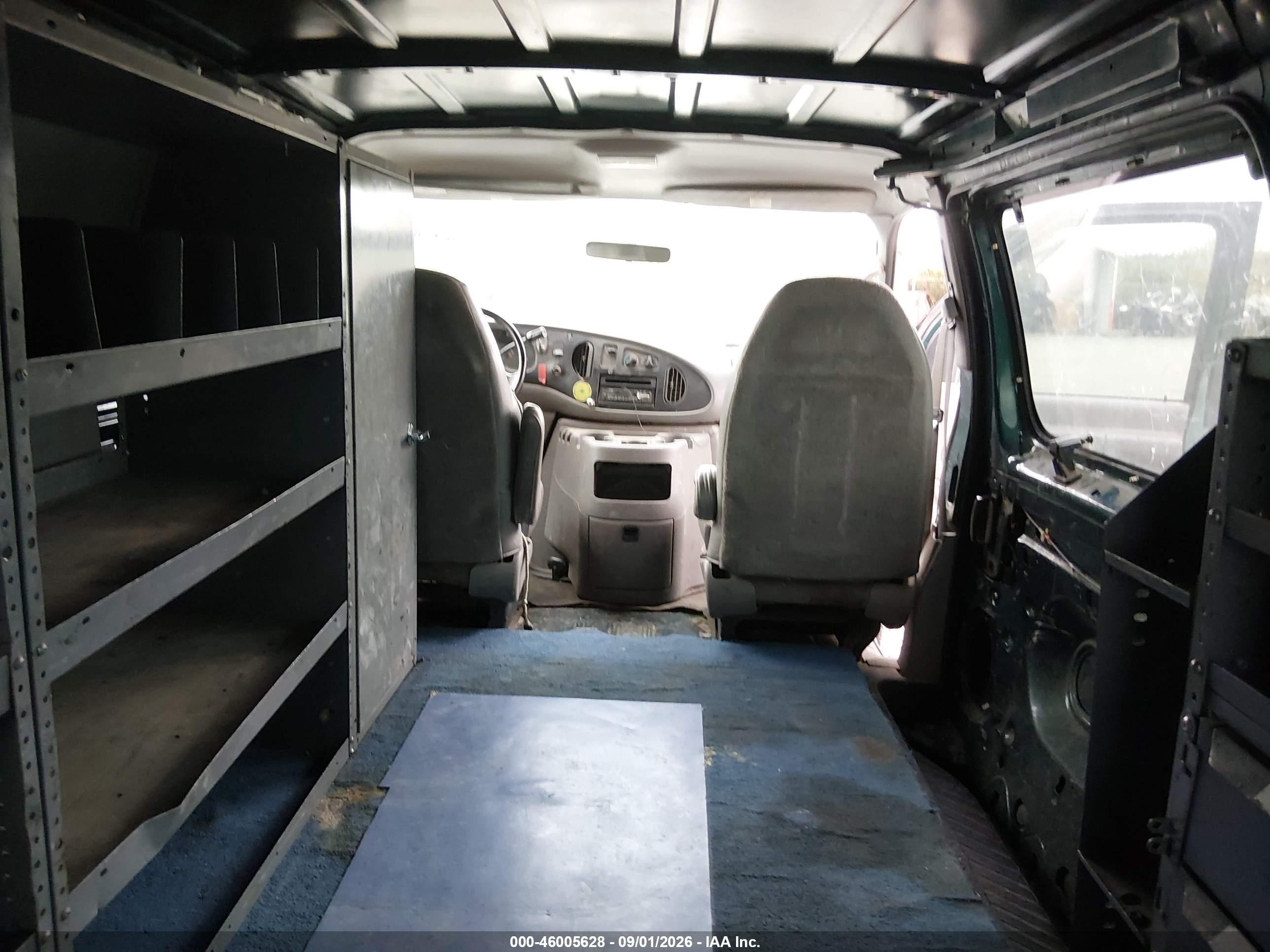 2001 Ford E-150 Commercial/recreational Зеленый vin: 1FTRE14211HB42872