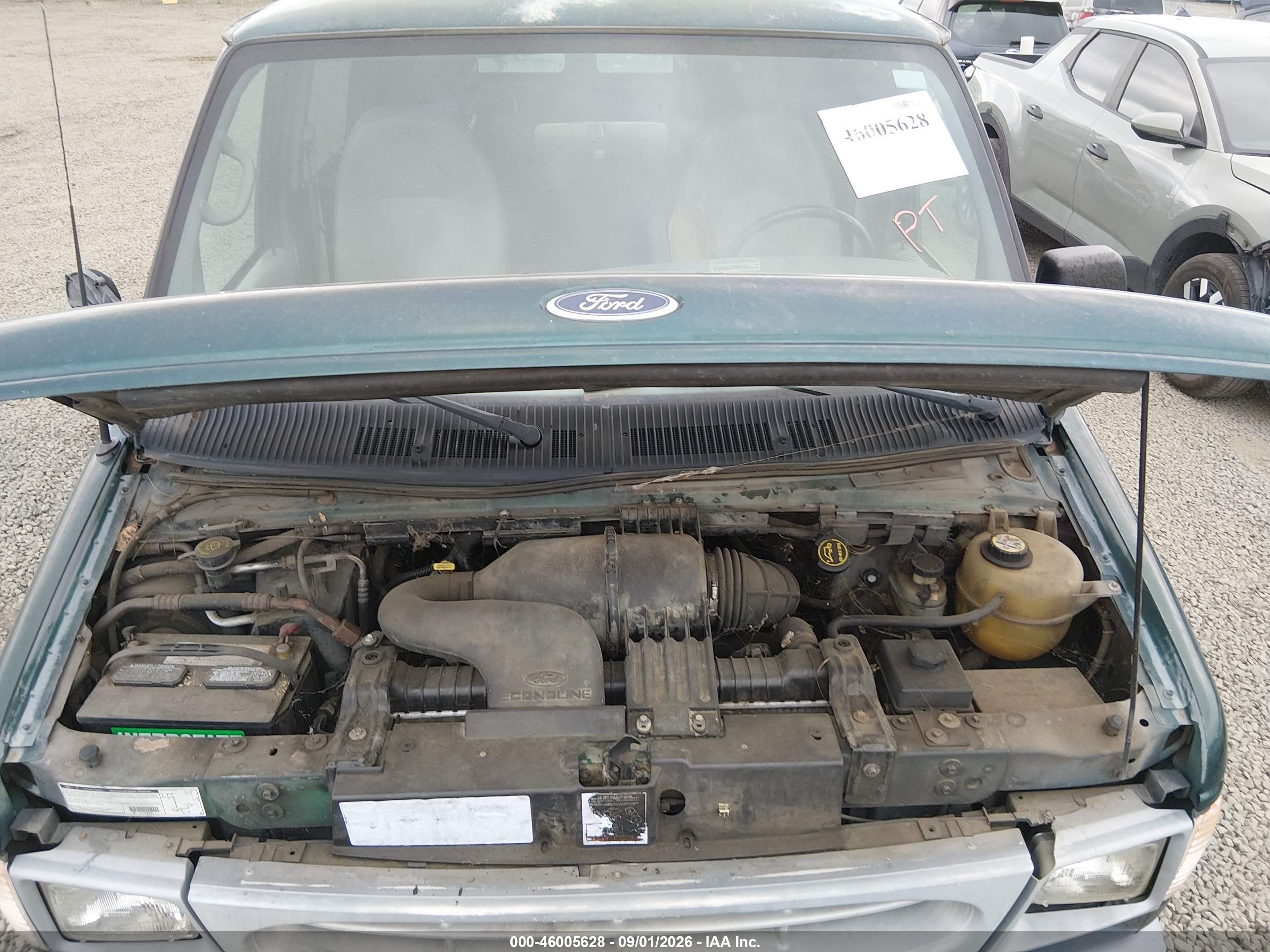 2001 Ford E-150 Commercial/recreational Зеленый vin: 1FTRE14211HB42872