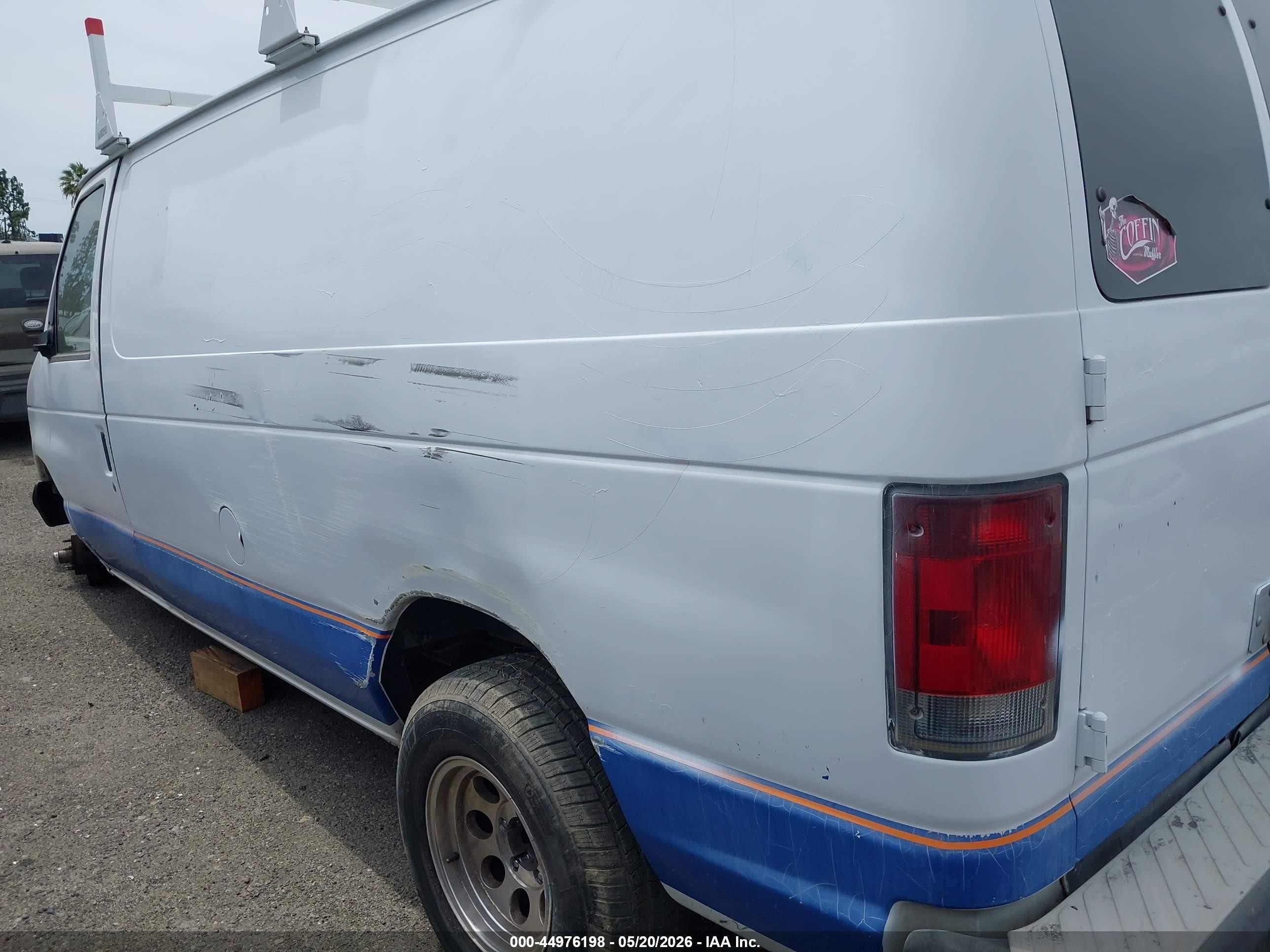 2003 Ford E-150 Commercial White vin: 1FTRE14253HB15208
