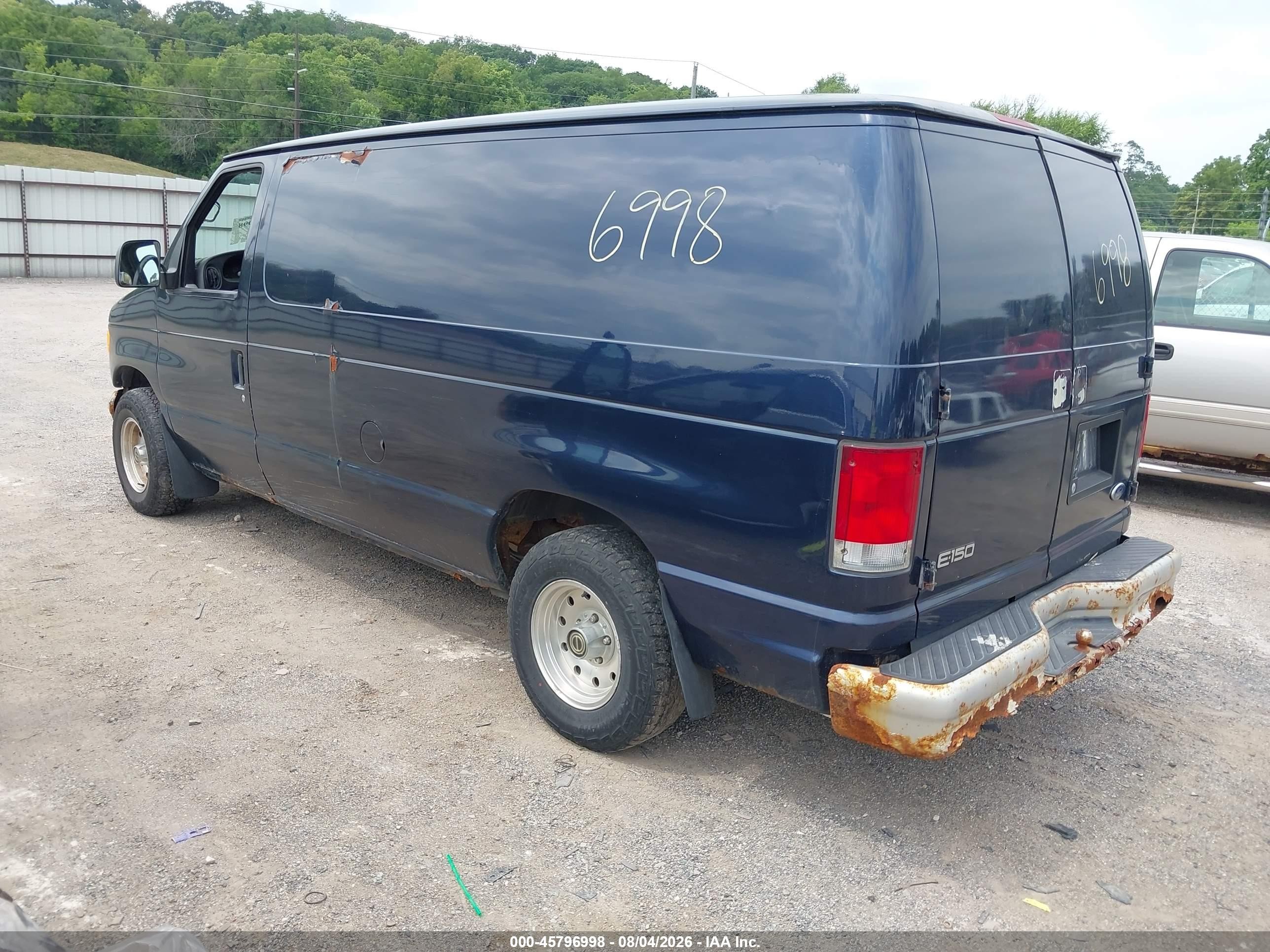 2001 Ford E-150 Commercial/recreational Blue vin: 1FTRE14261HB28773