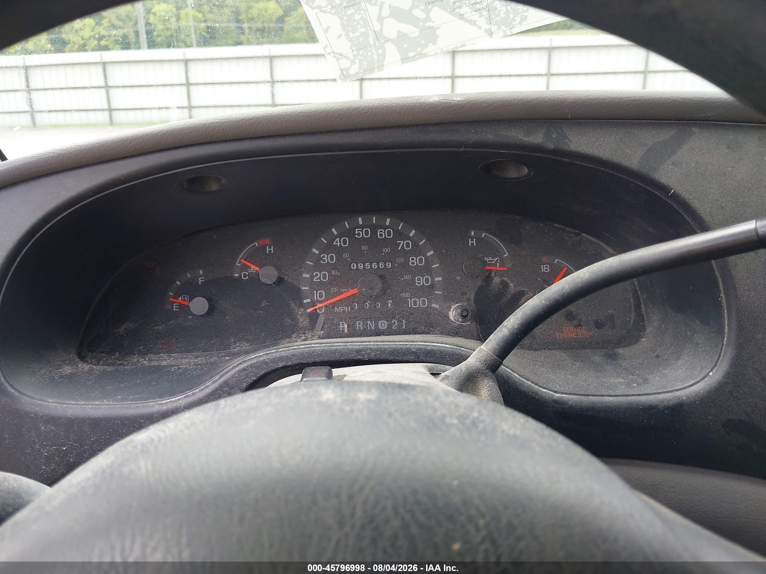 2001 Ford E-150 Commercial/recreational Blue vin: 1FTRE14261HB28773