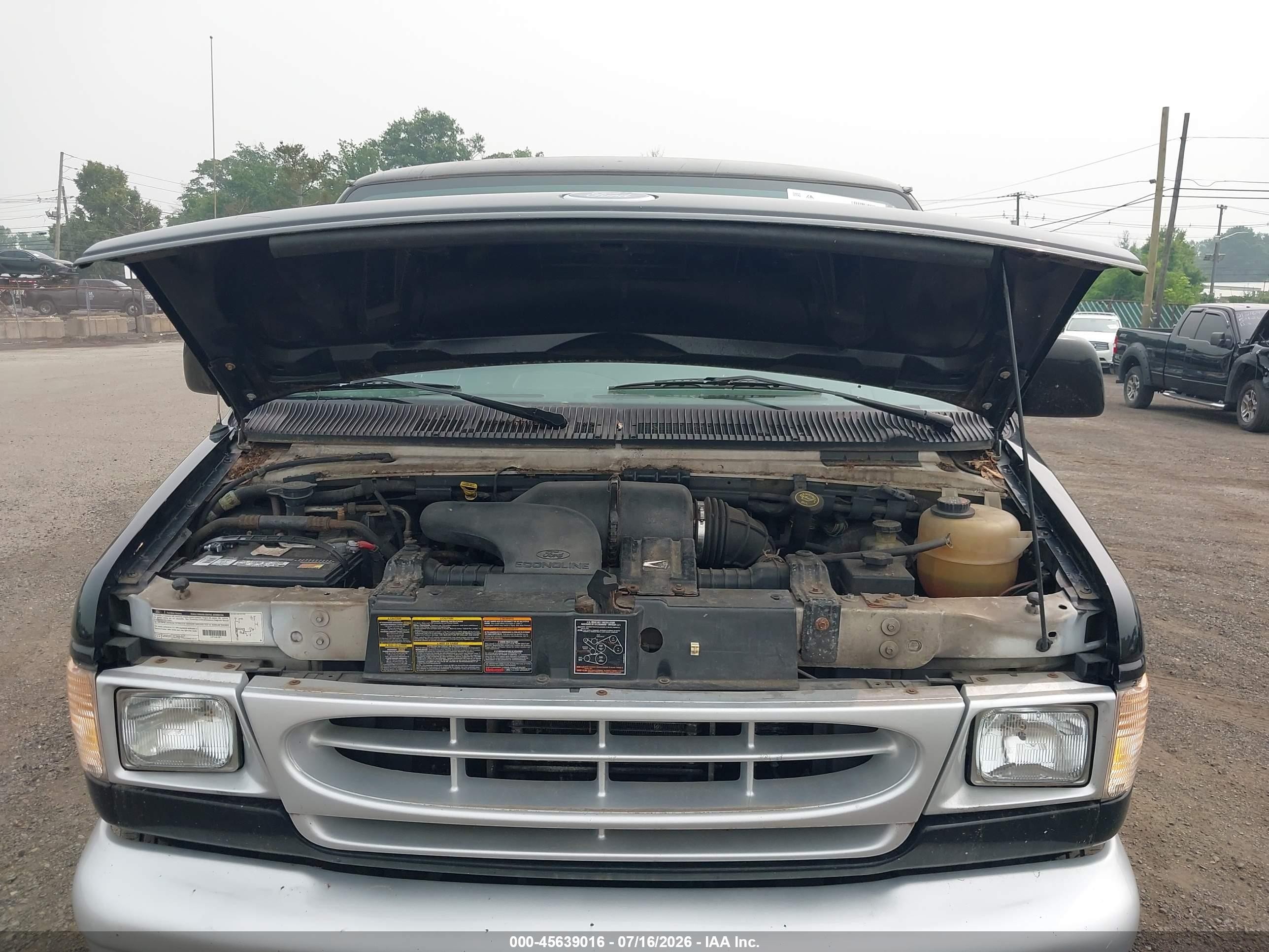 1999 Ford E-150 Commercial/recreational Black vin: 1FTRE1426XHB74662