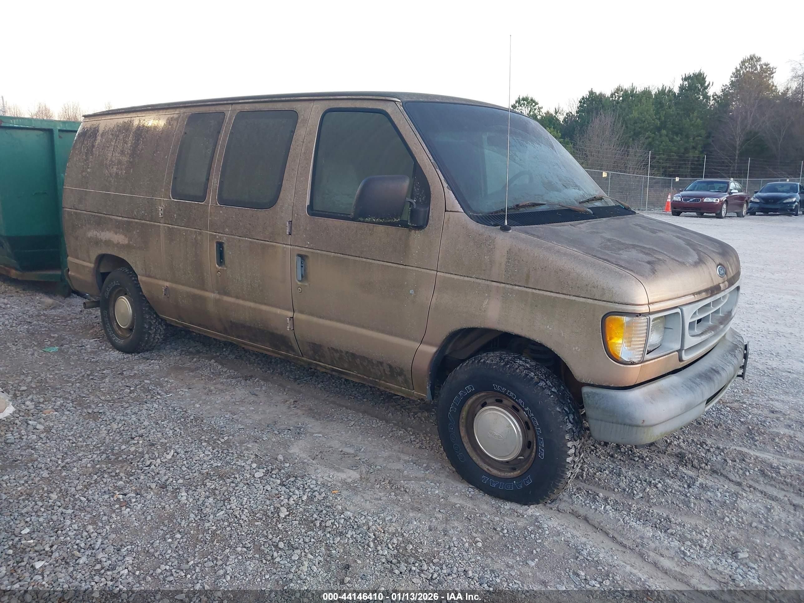 1998 Ford Econoline Commercial/recreational Gold vin: 1FTRE1428WHB21704