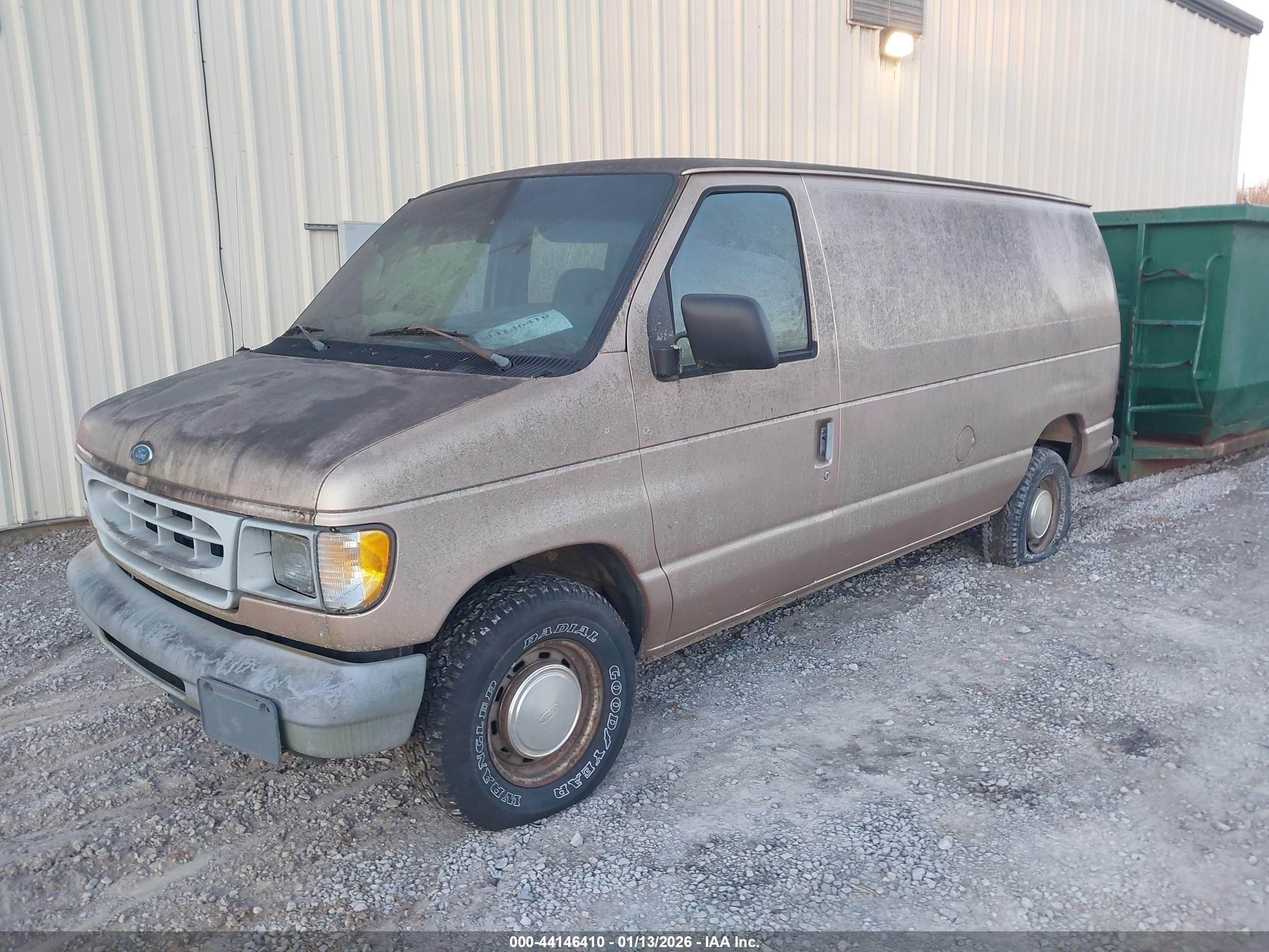 1998 Ford Econoline Commercial/recreational Gold vin: 1FTRE1428WHB21704