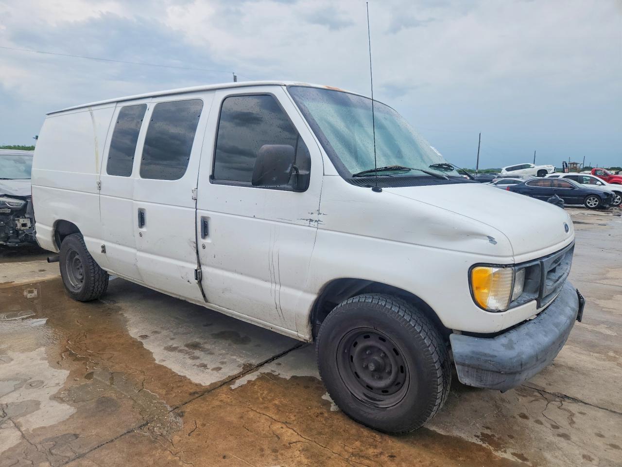 1998 Ford Econoline E150 Van Белый vin: 1FTRE1429WHC18085