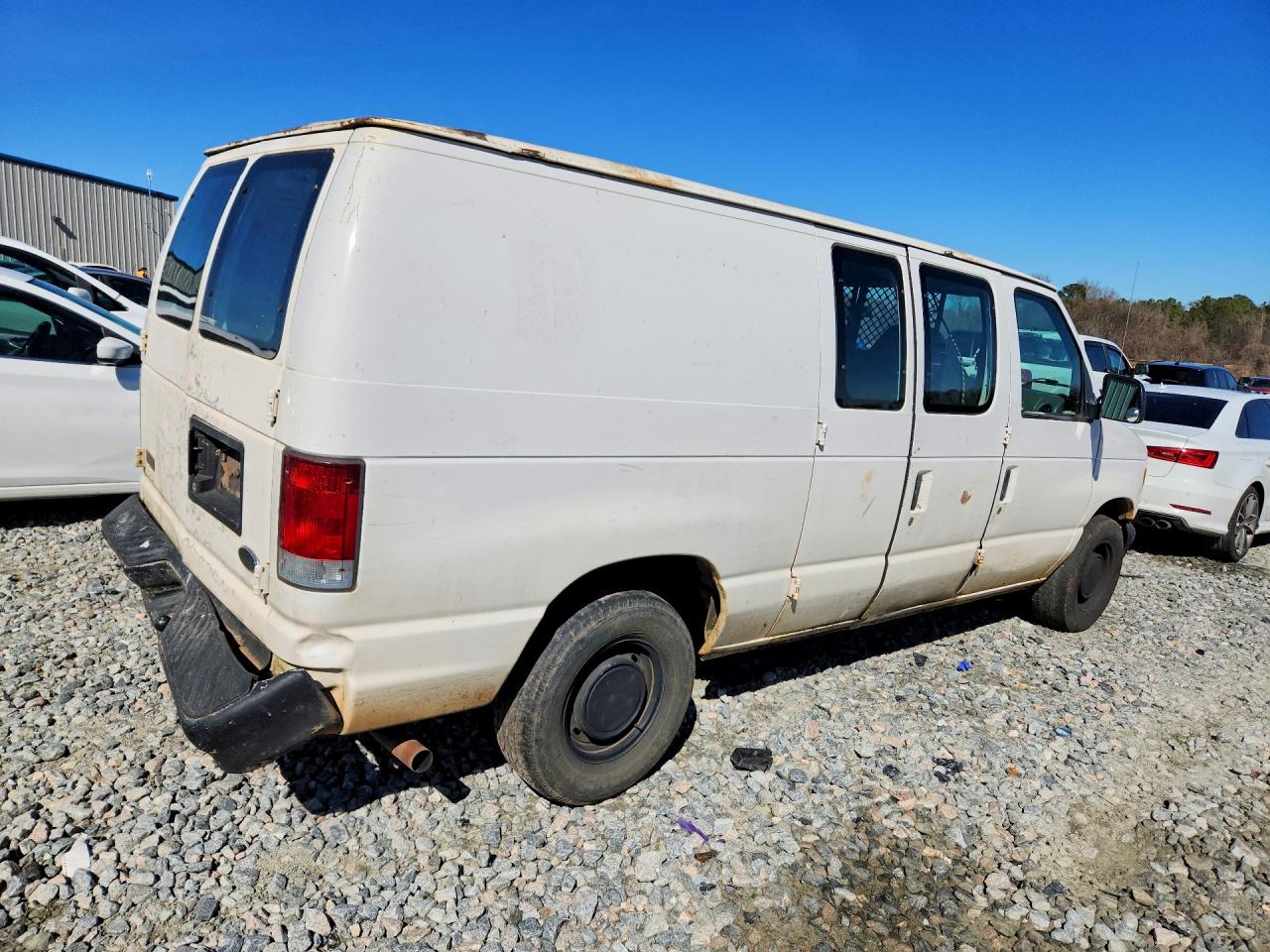 2000 Ford Econoline E150 Van White vin: 1FTRE142XYHA69351