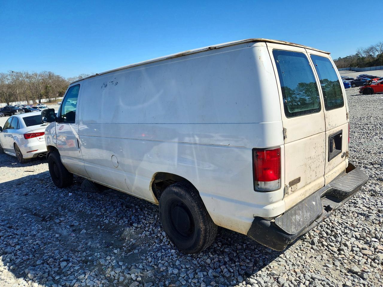 2000 Ford Econoline E150 Van White vin: 1FTRE142XYHA69351