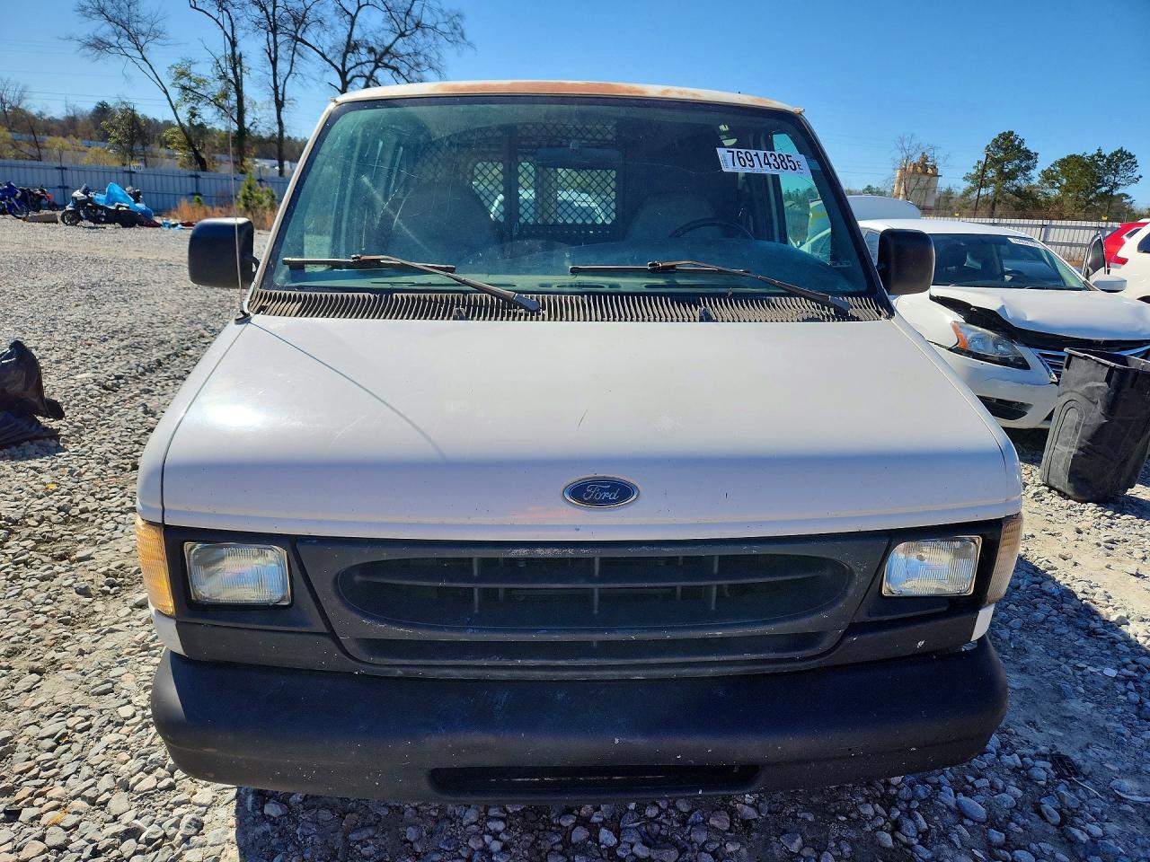 2000 Ford Econoline E150 Van White vin: 1FTRE142XYHA69351