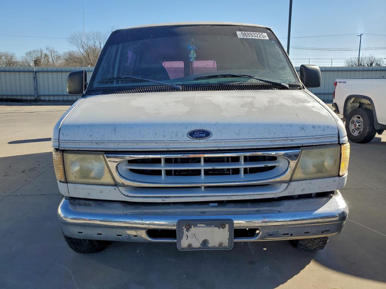 1998 Ford Econoline E150 Van Белый vin: 1FTRE1460WHA33667