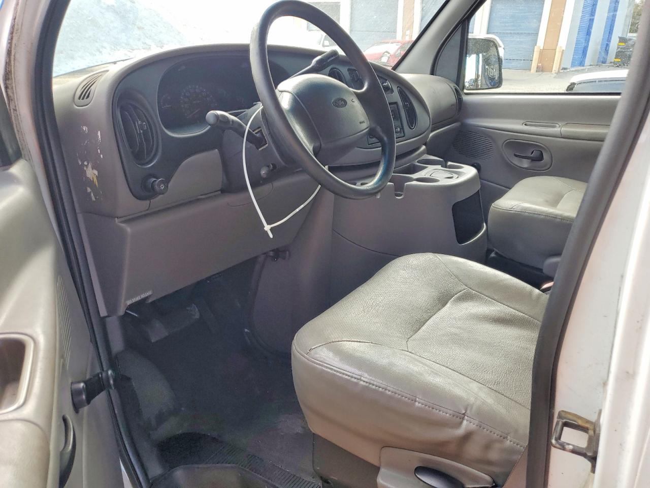2000 Ford Econoline E150 Van Синий vin: 1FTRE14L9YHA99496