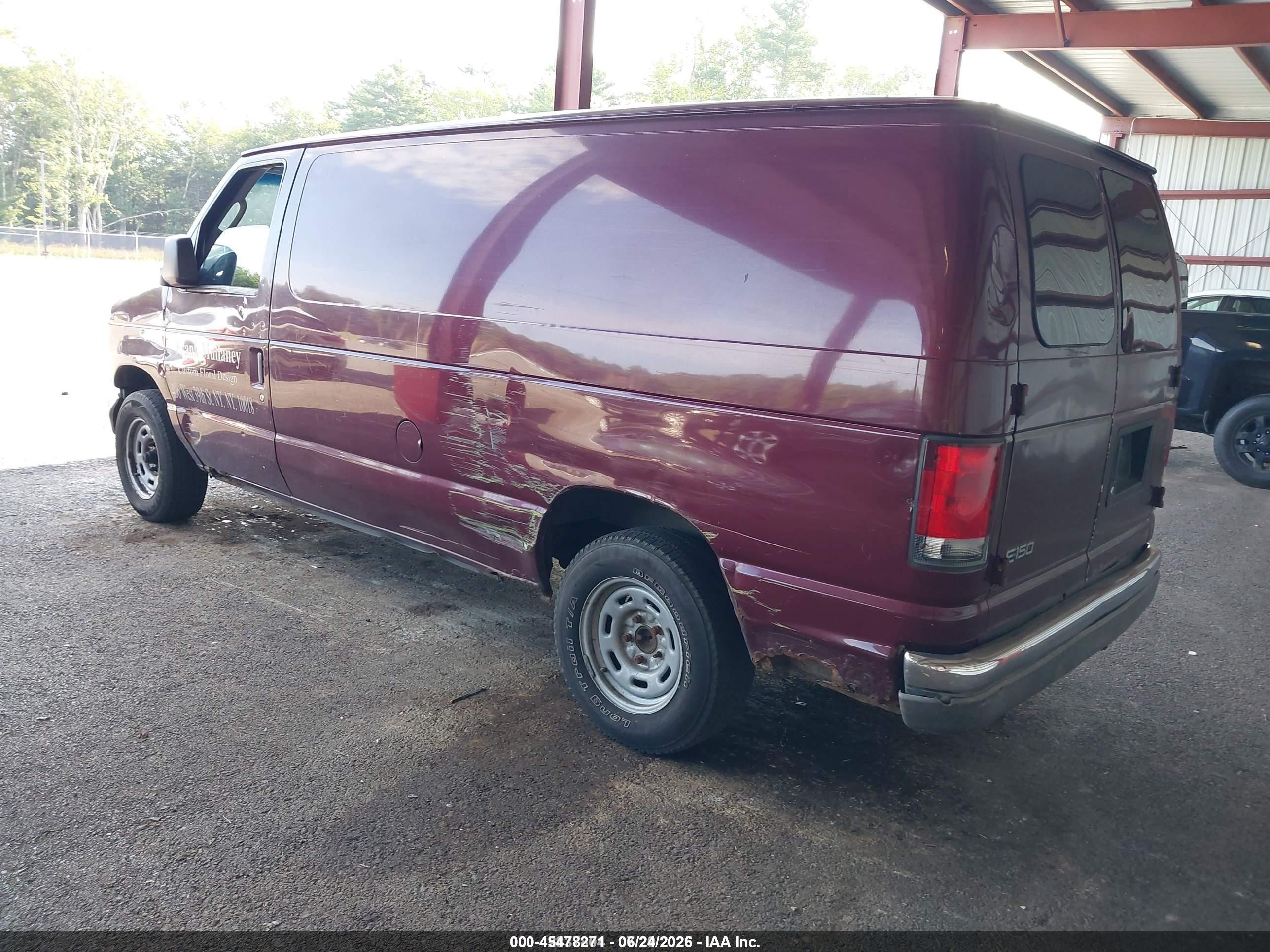 2004 Ford E-150 Commercial/recreational Maroon vin: 1FTRE14W04HB18831