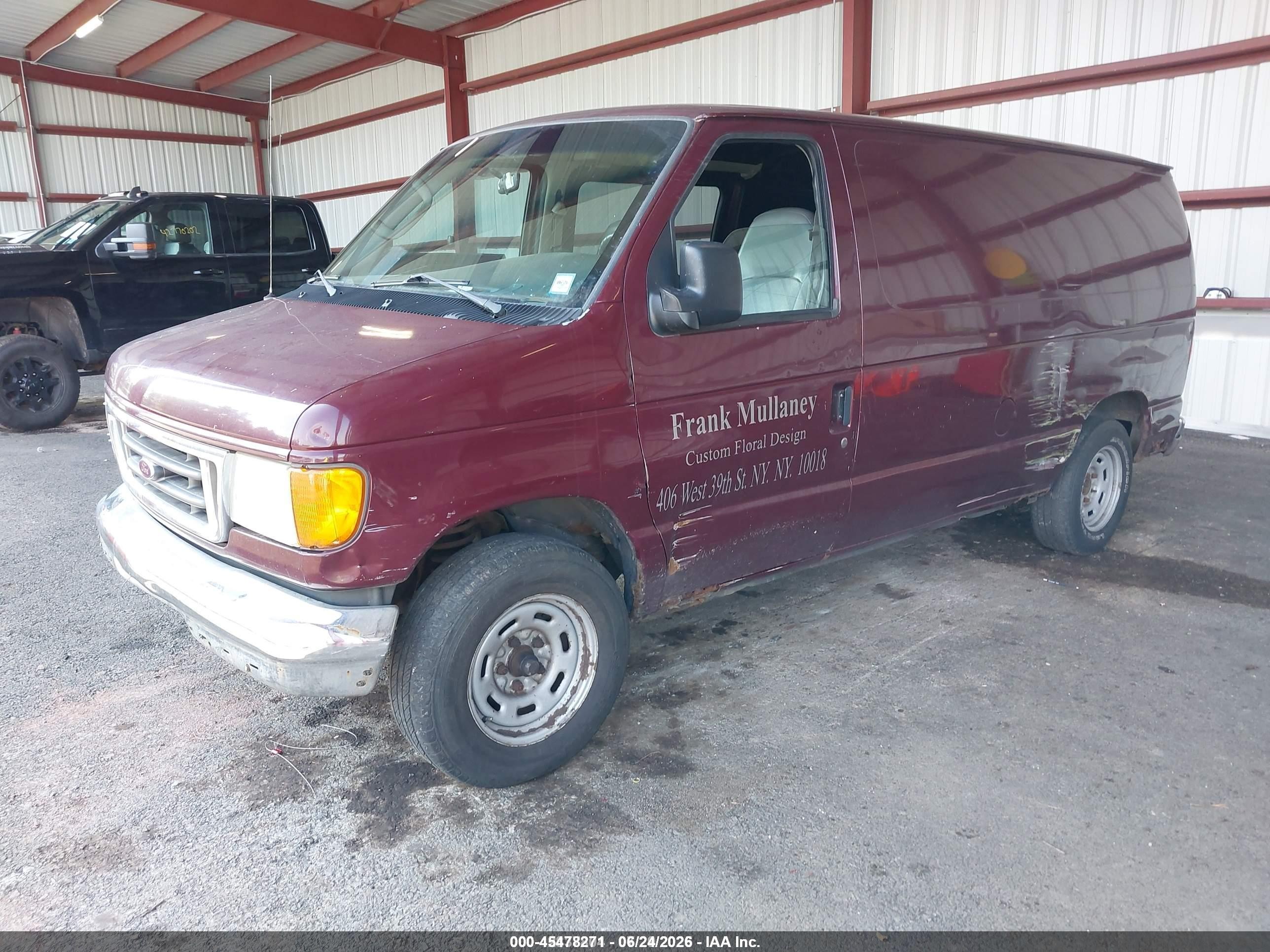 2004 Ford E-150 Commercial/recreational Maroon vin: 1FTRE14W04HB18831