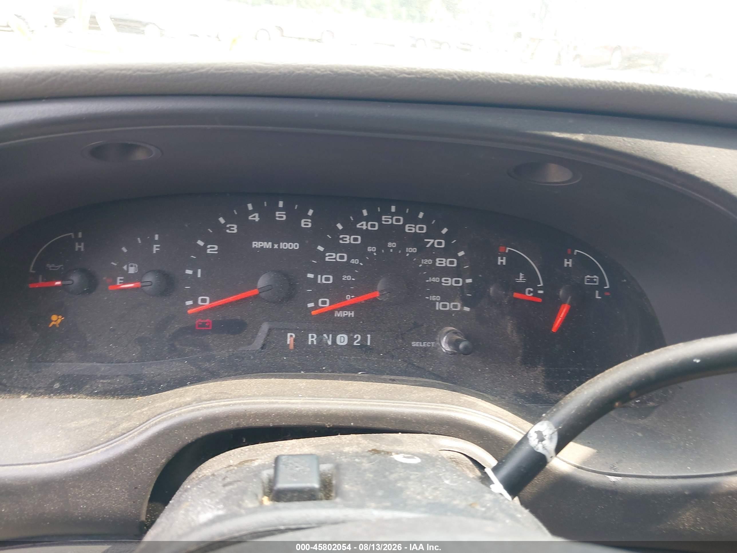 2005 Ford E-150 Commercial/recreational White vin: 1FTRE14W05HA96475