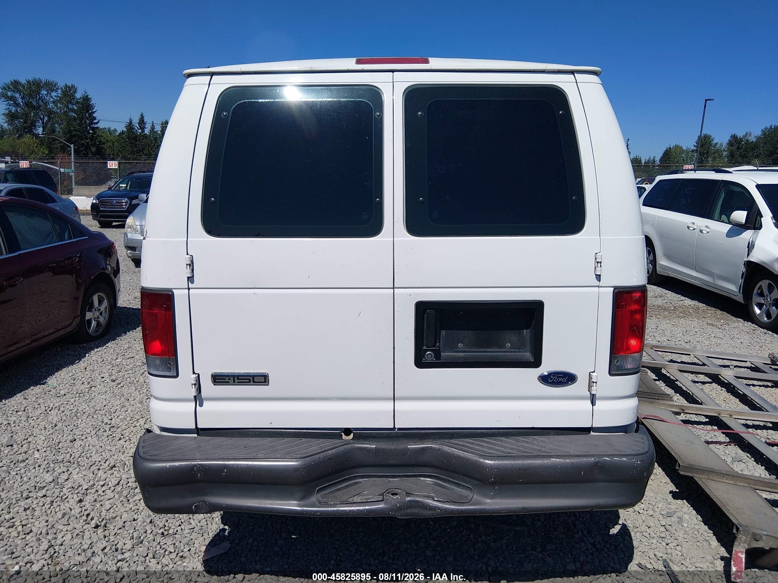 2006 Ford E-150 Commercial/recreational White vin: 1FTRE14W06DB39589