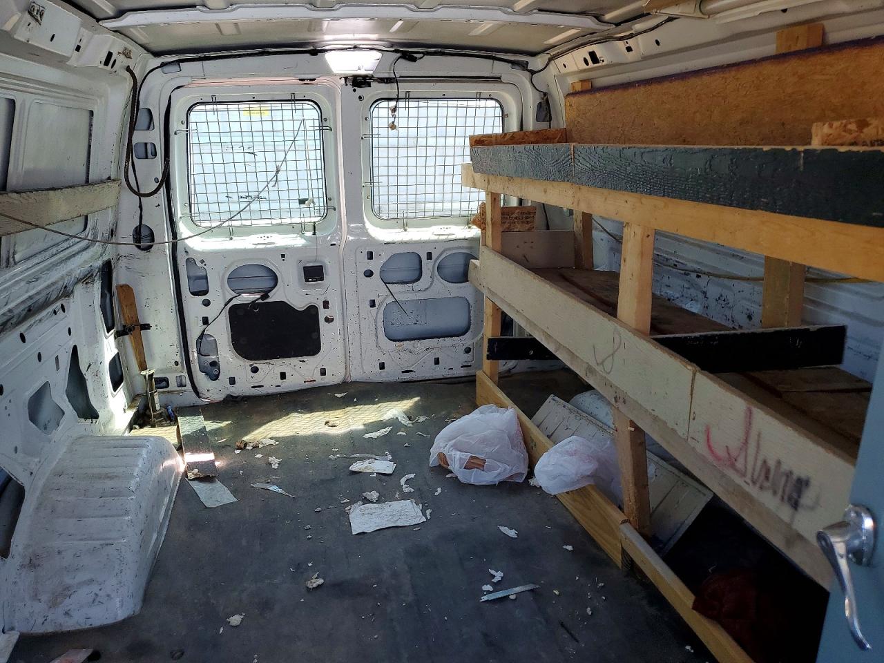 2002 Ford Econoline E150 Van White vin: 1FTRE14W12HB78016