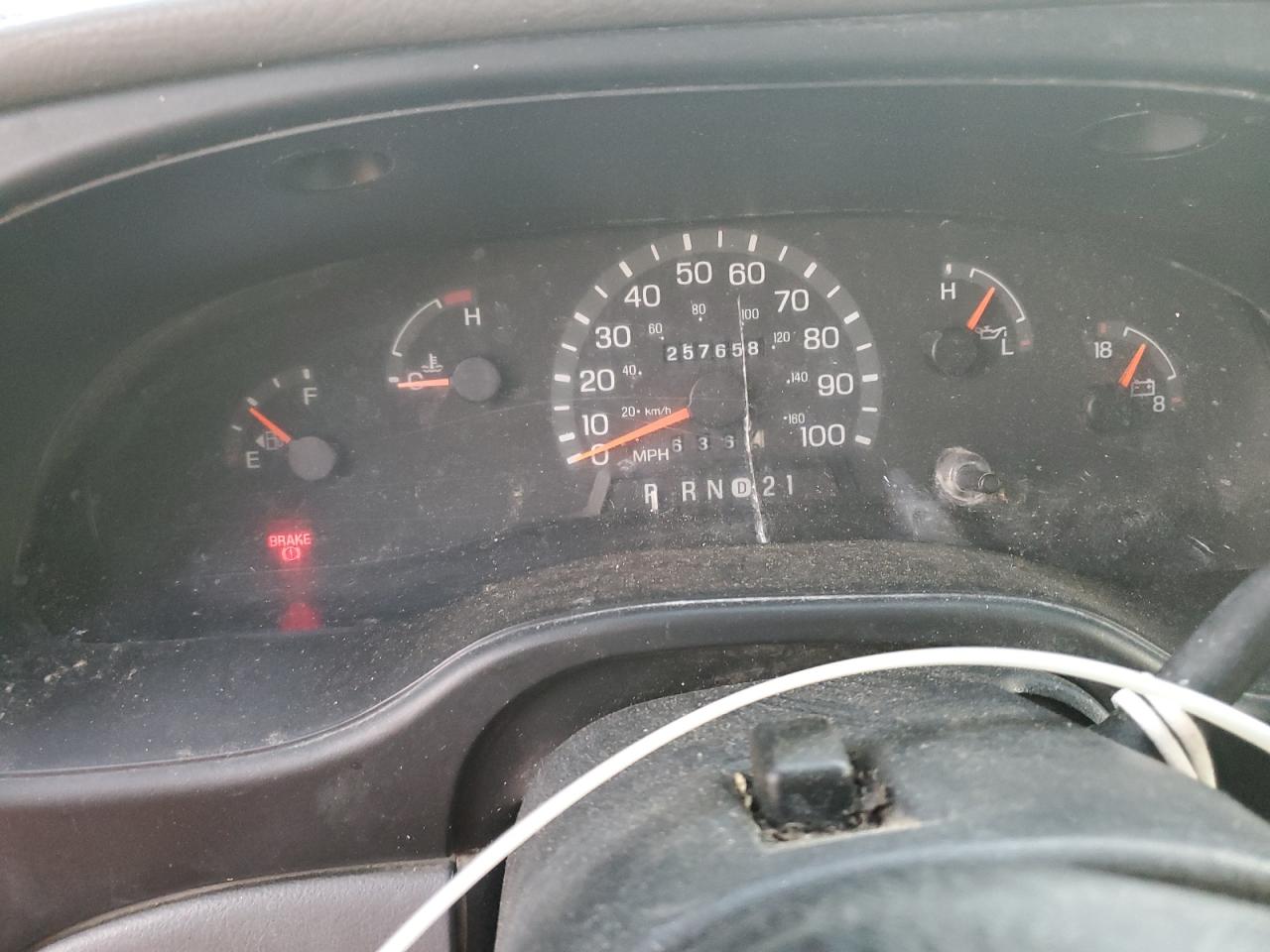 2001 Ford Econoline E150 Van White vin: 1FTRE14W21HB64477