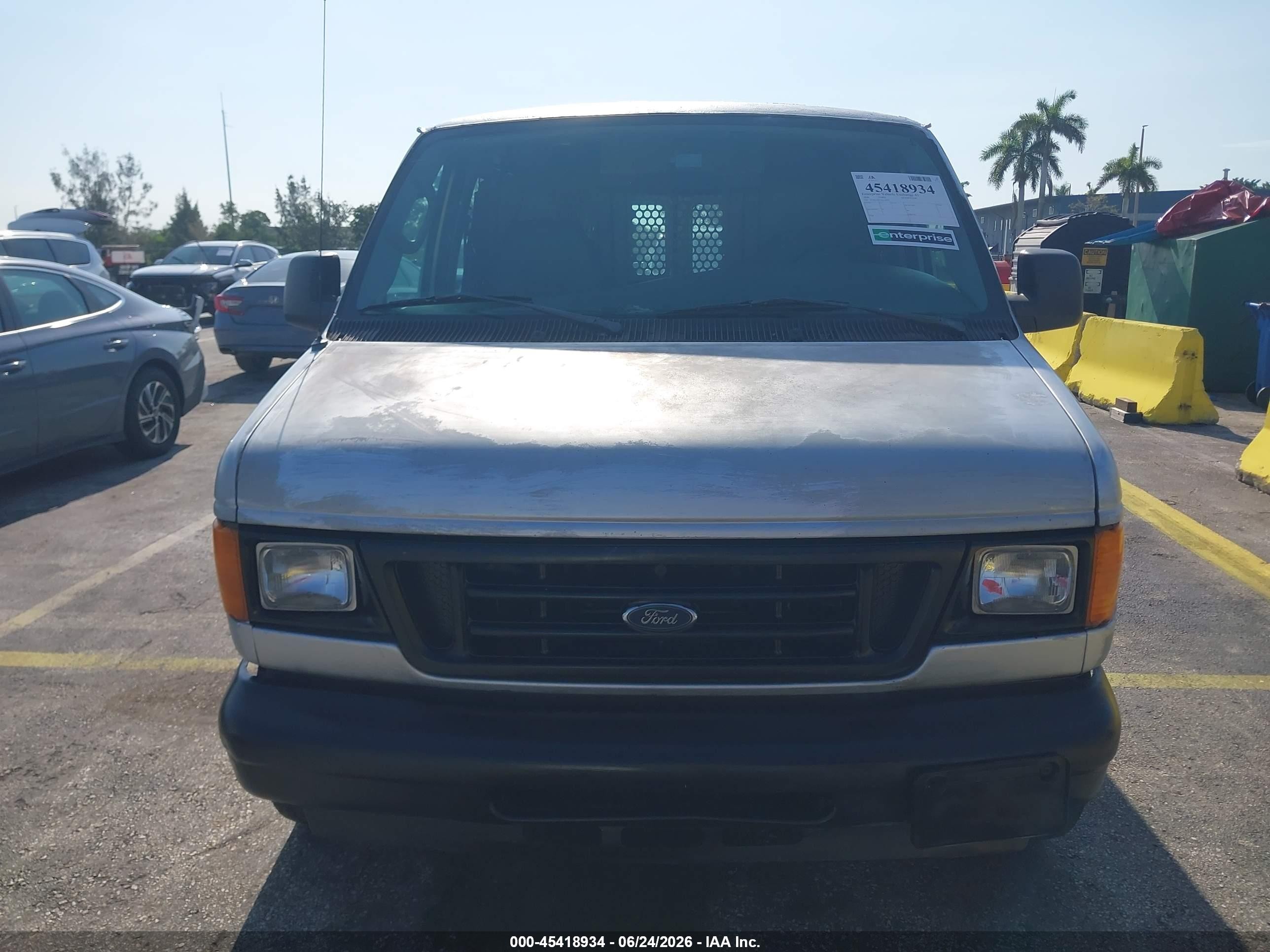 2006 Ford E-150 Commercial/recreational Silver vin: 1FTRE14W36HA38393