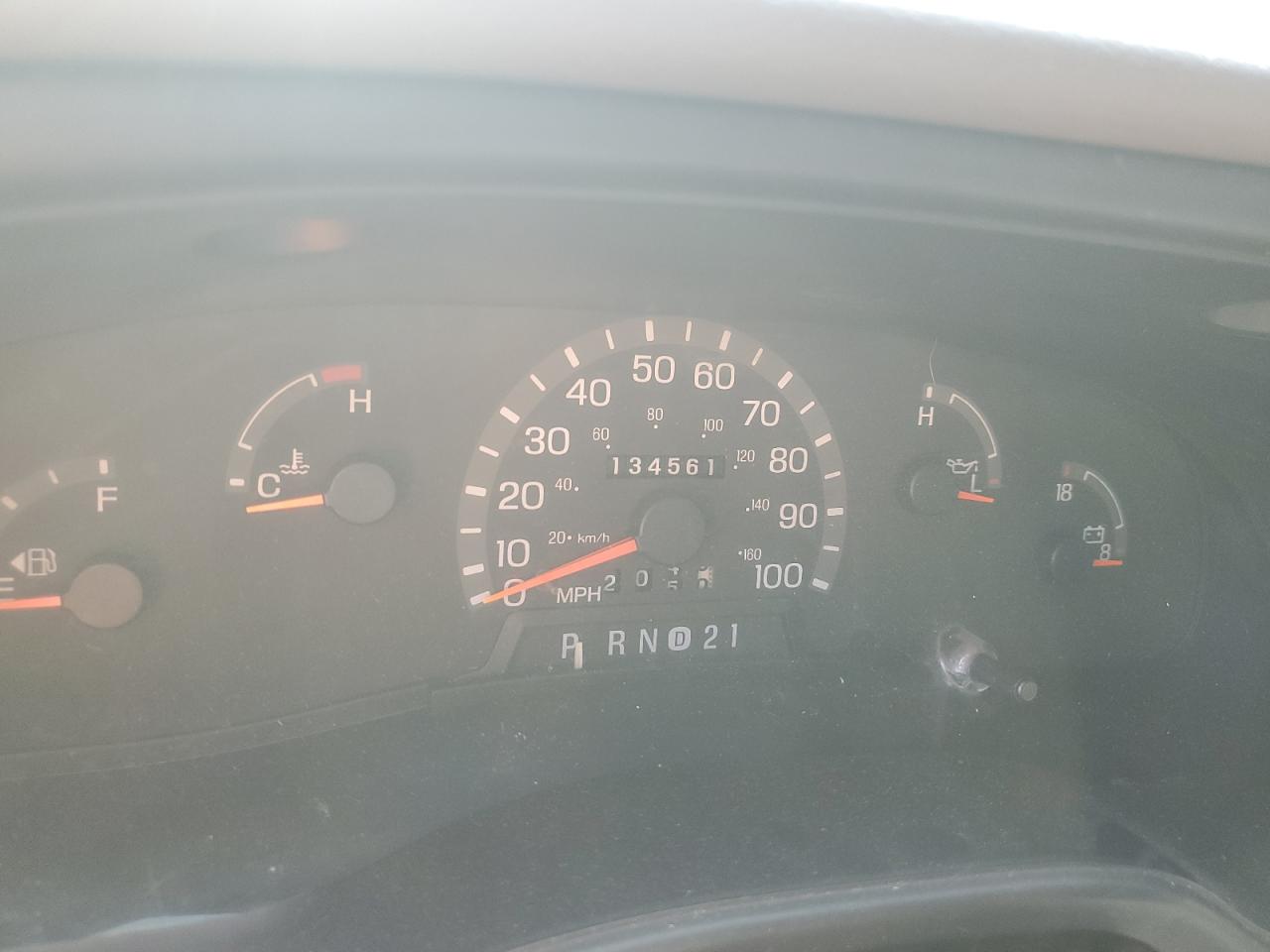 2000 Ford Econoline E150 Van White vin: 1FTRE14W3YHB27206