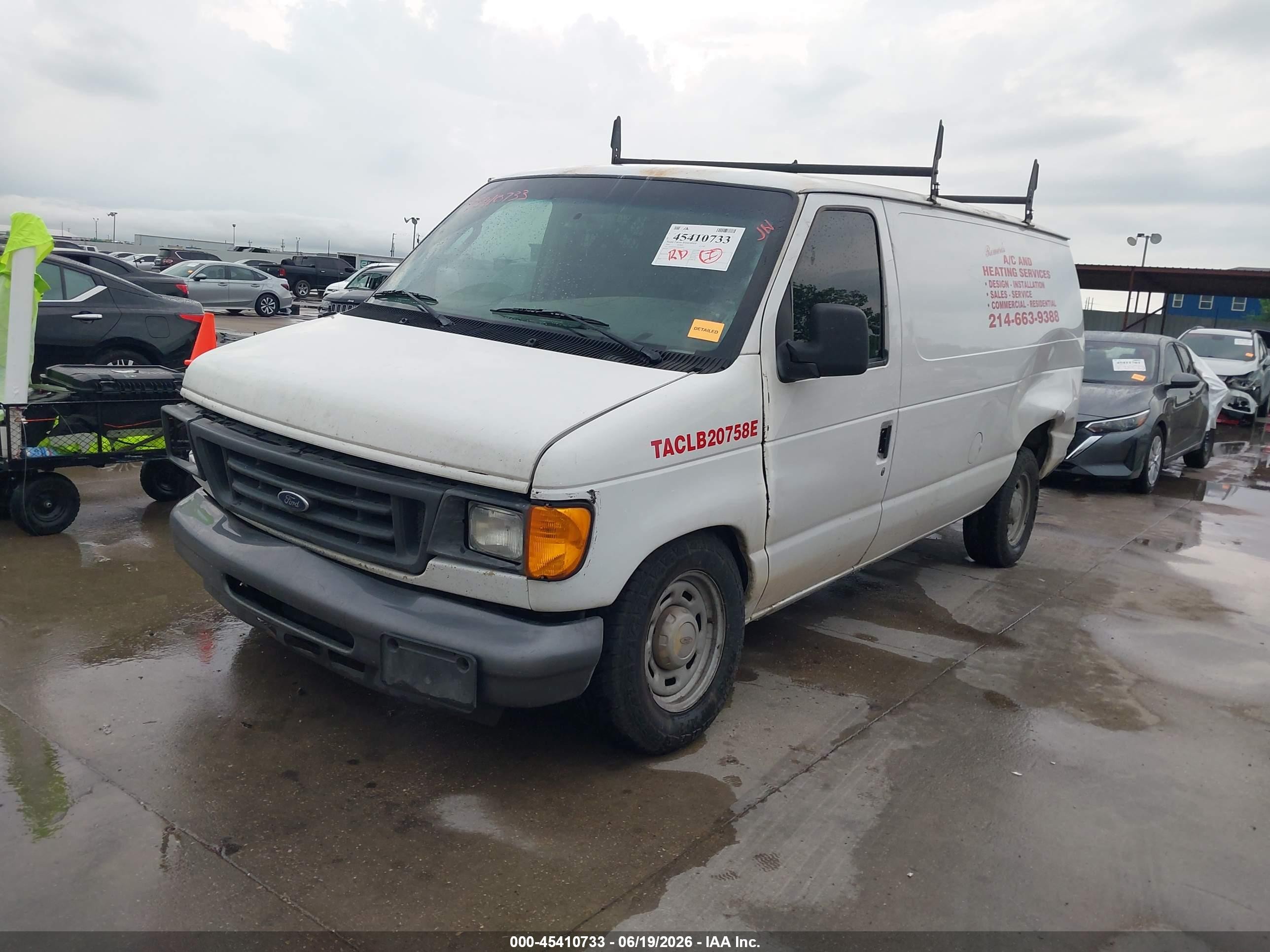 2005 Ford E-150 Commercial/recreational White vin: 1FTRE14W45HA68999