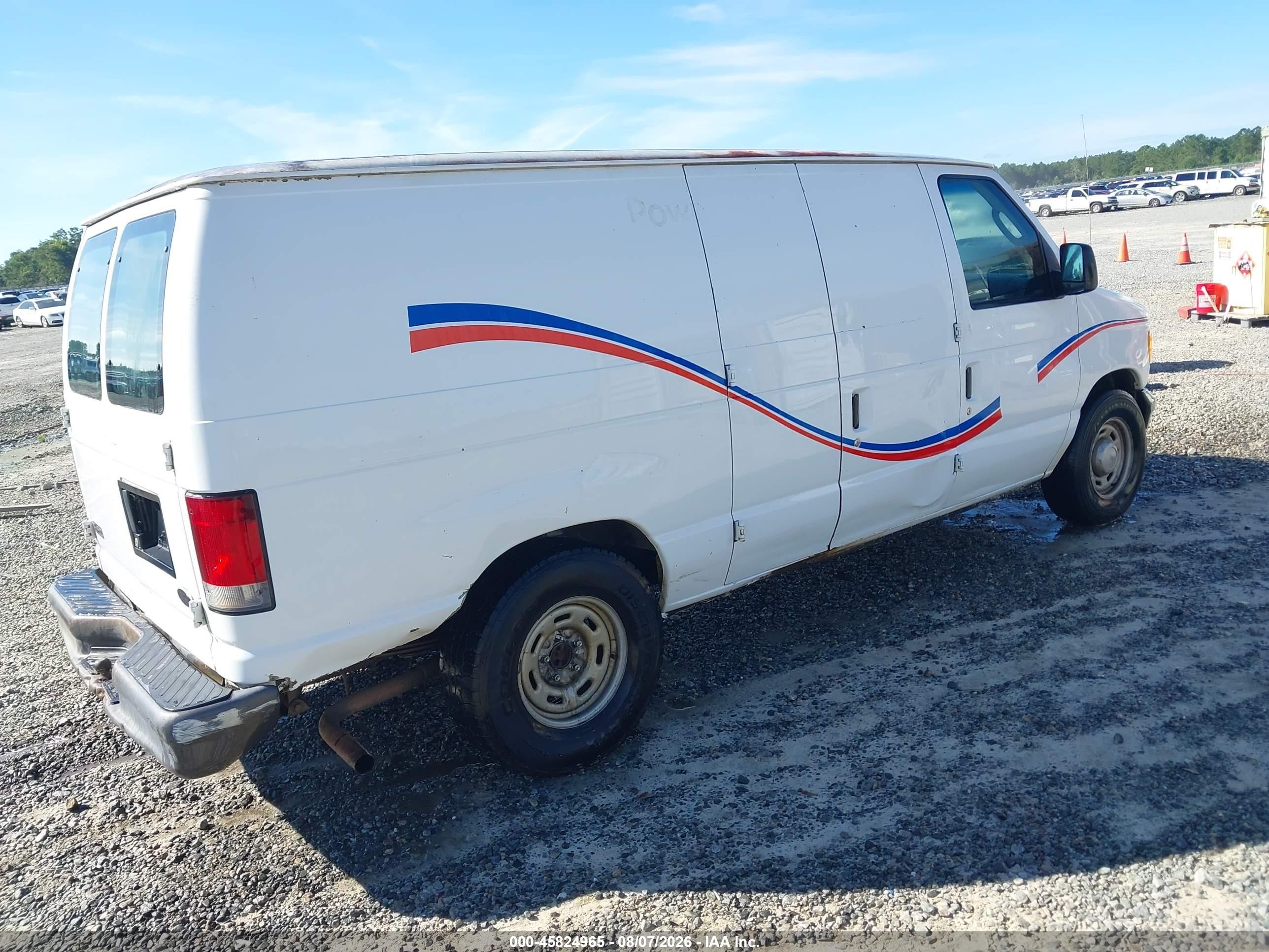 2005 Ford E-150 Commercial/recreational White vin: 1FTRE14W45HB17604