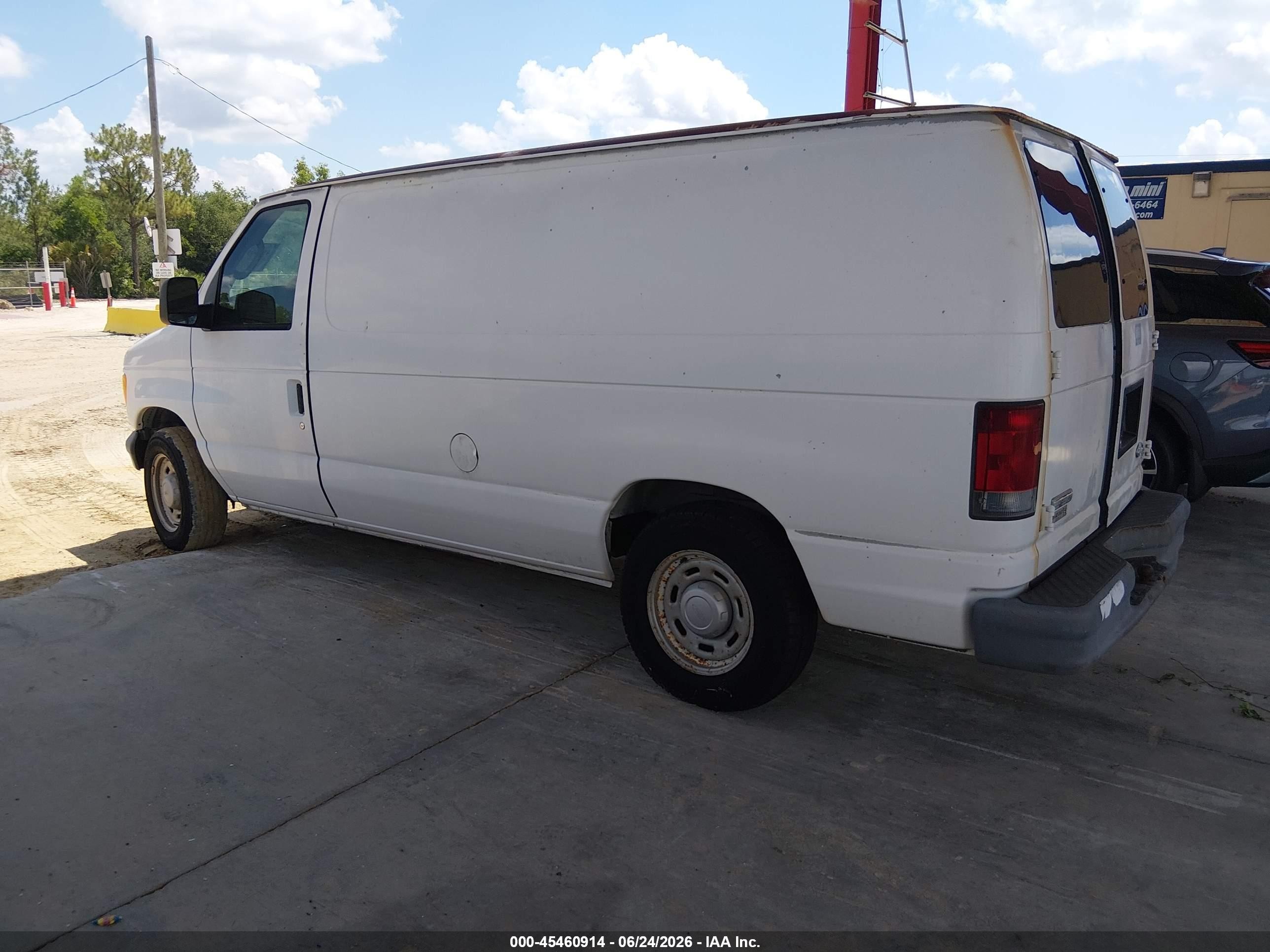 2006 Ford E-150 Commercial/recreational Белый vin: 1FTRE14W46HB04658