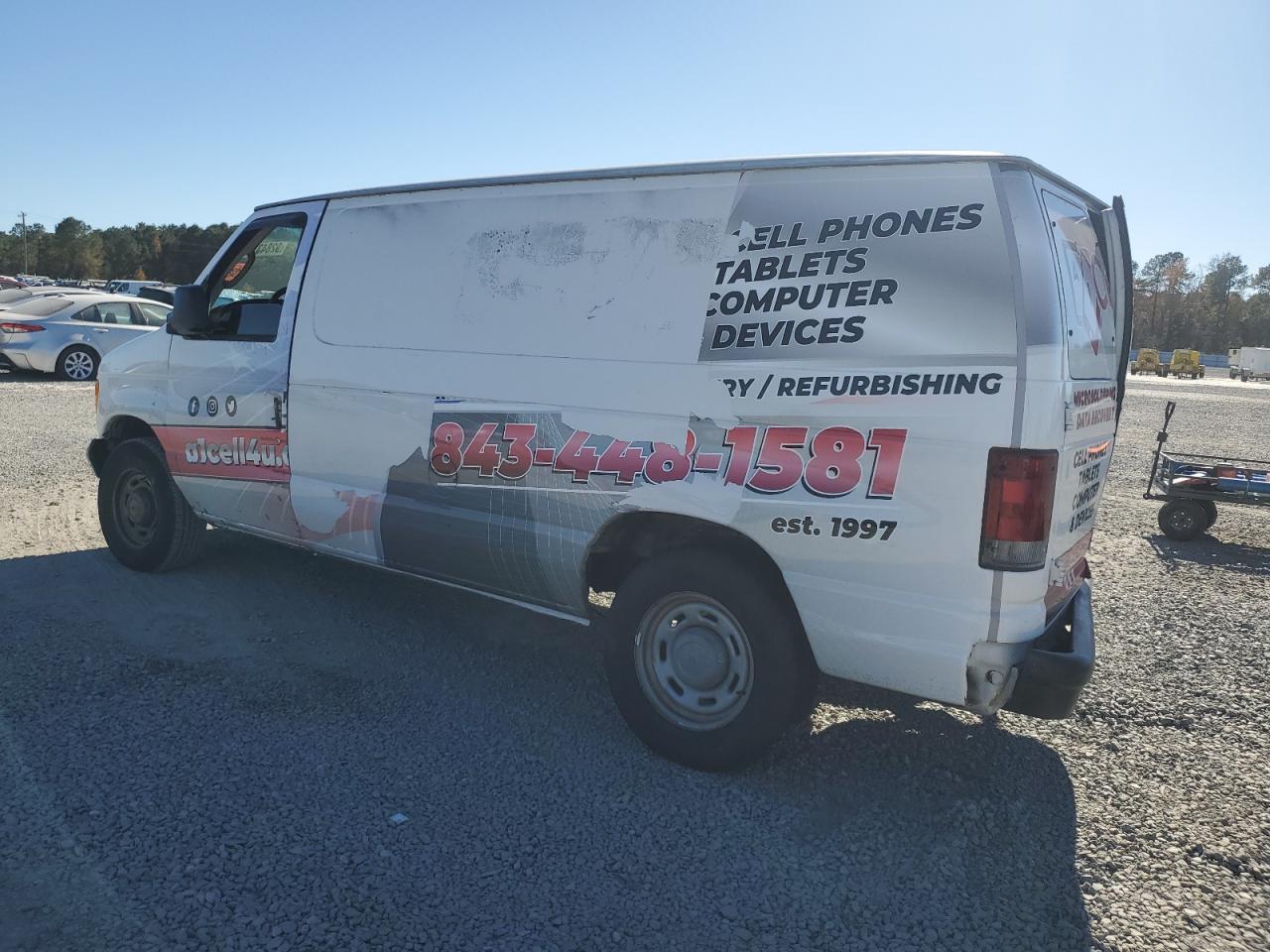 2004 Ford Econoline E150 Van White vin: 1FTRE14W64HA43844