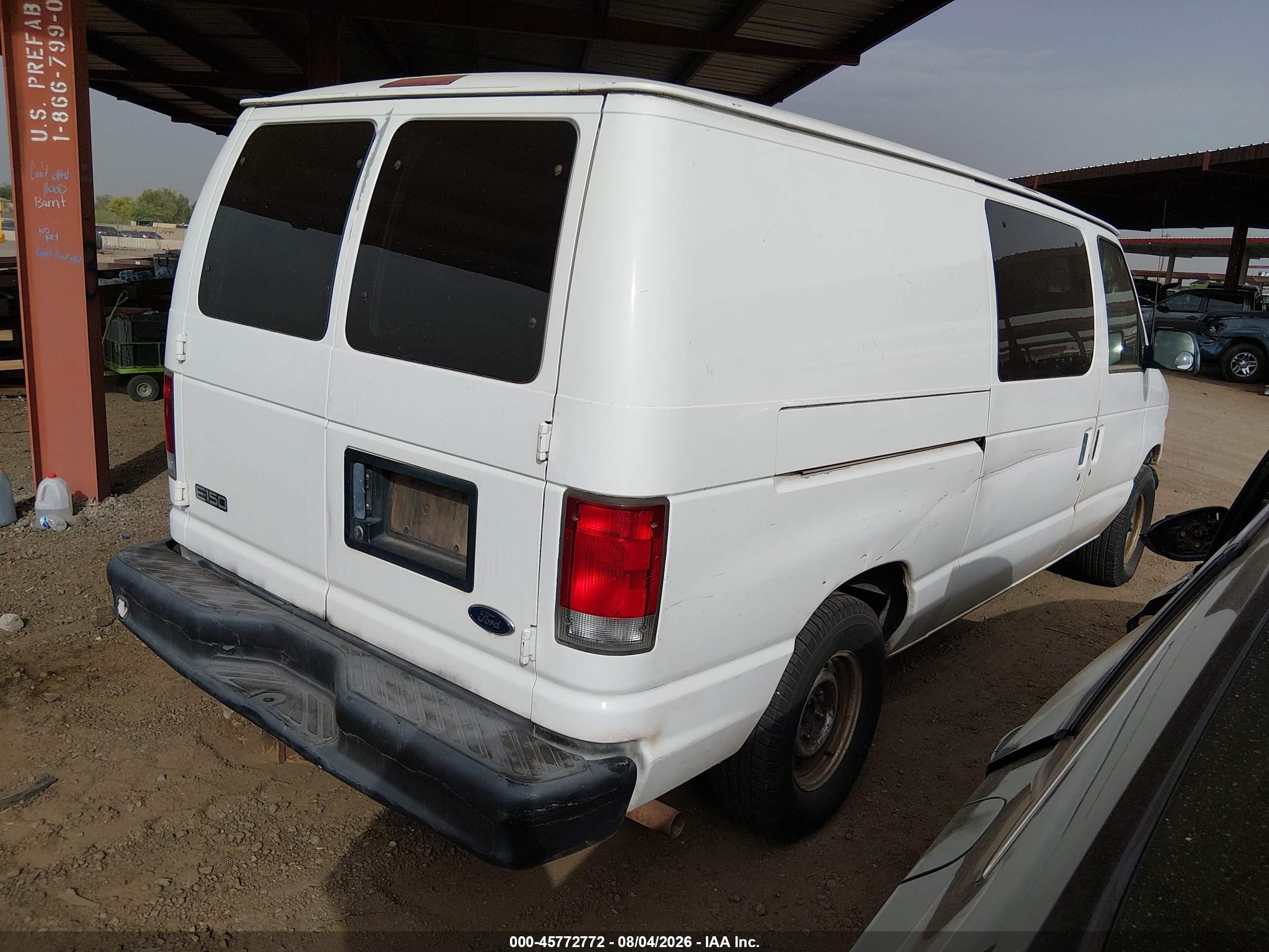 2001 Ford E-150 Commercial/recreational White vin: 1FTRE14W81HA89820