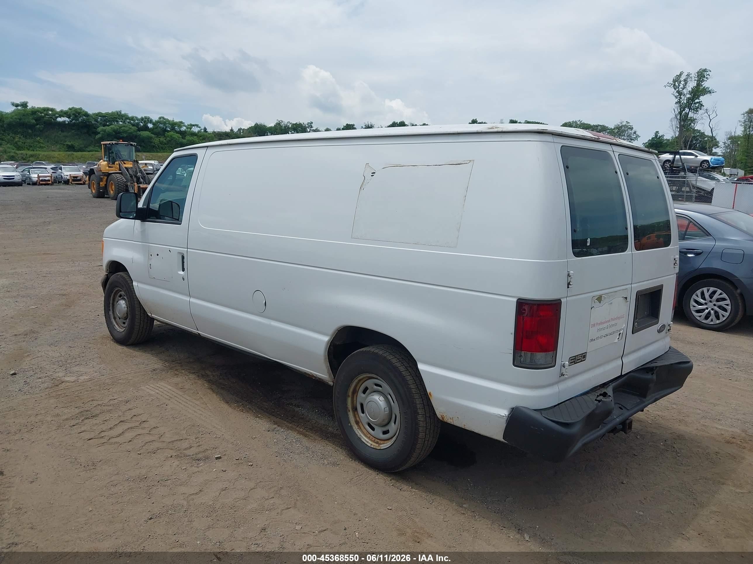 2004 Ford E-150 Commercial/recreational Белый vin: 1FTRE14W84HA93791