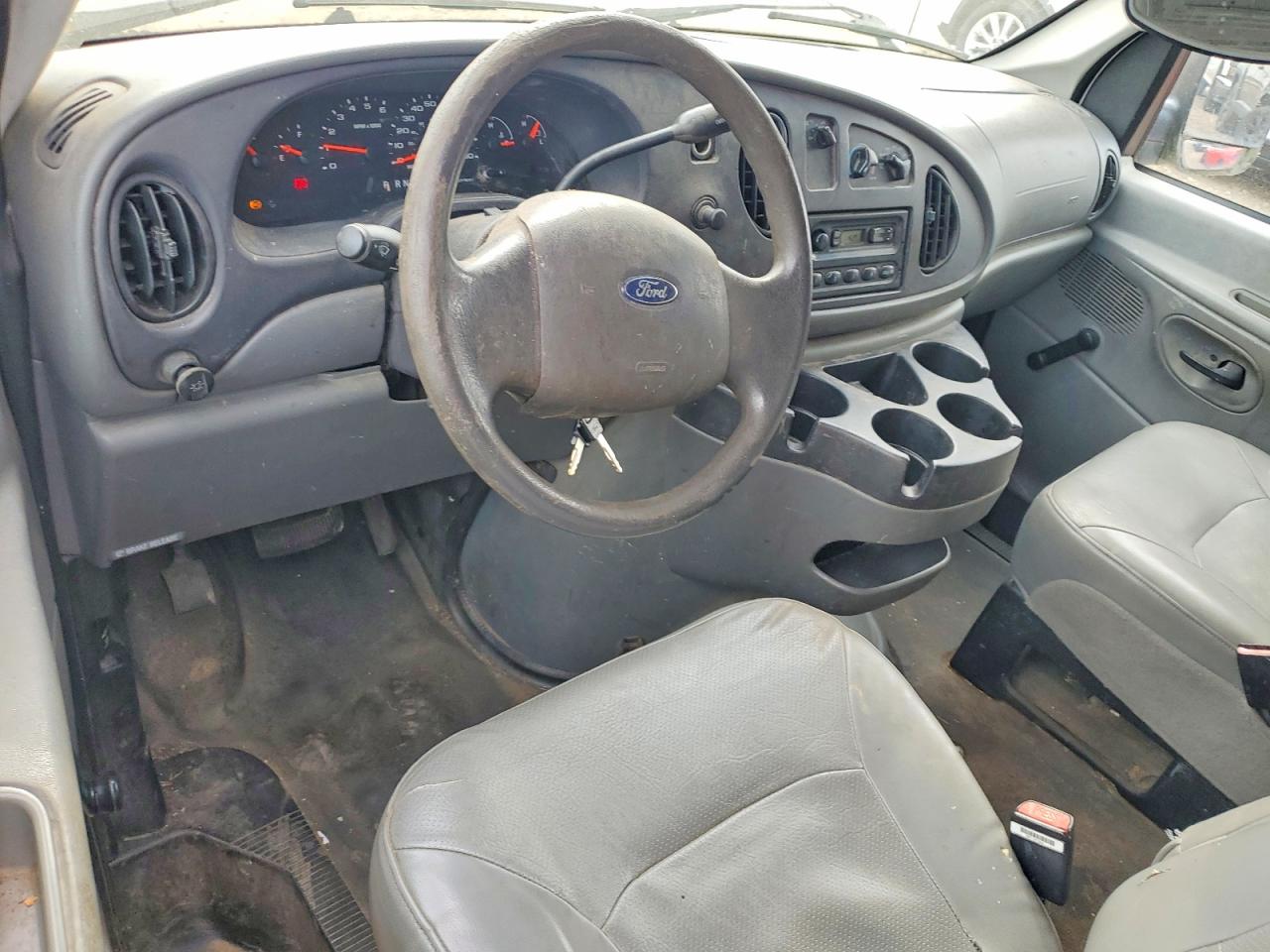 2006 Ford Econoline E150 Van White vin: 1FTRE14W96DA06992