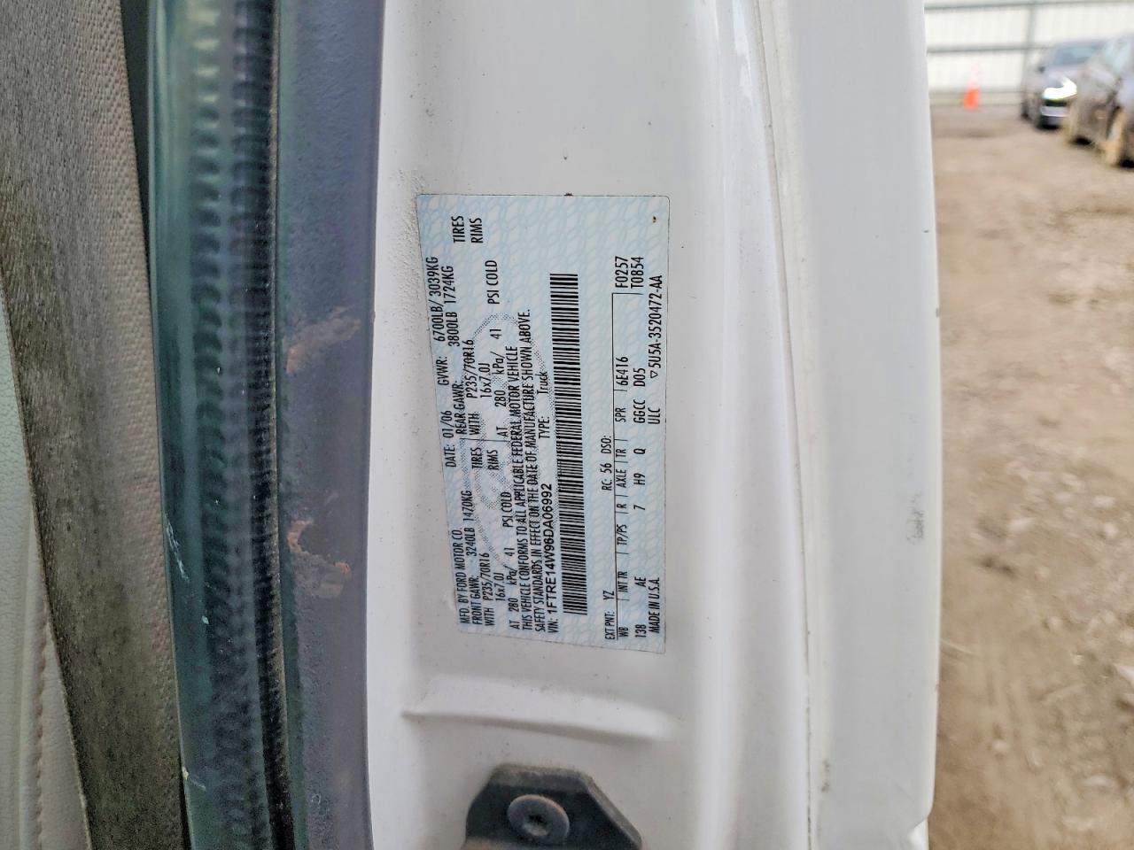 2006 Ford Econoline E150 Van White vin: 1FTRE14W96DA06992