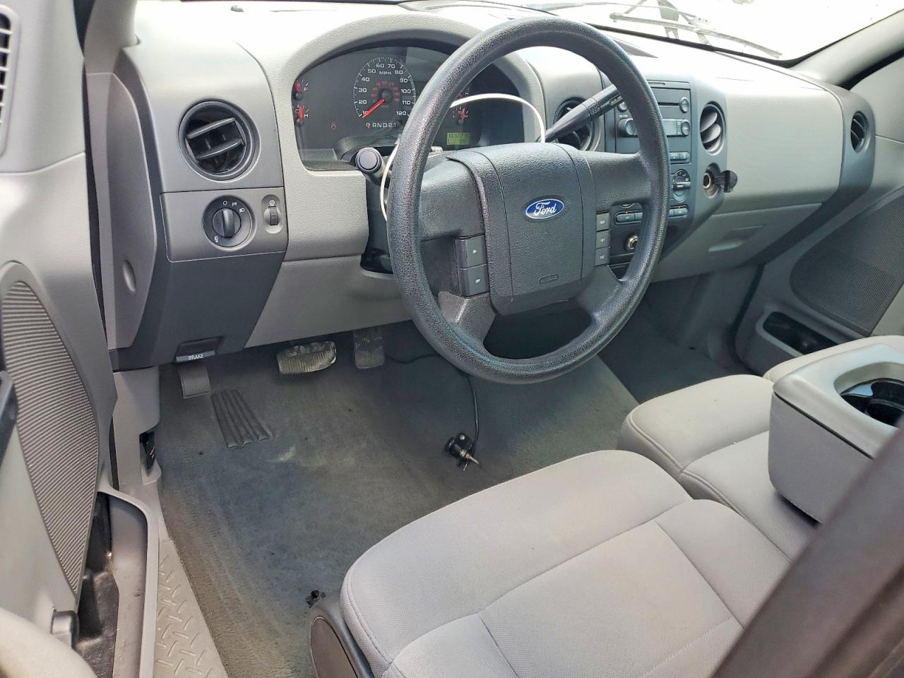 2006 Ford F150 Серый vin: 1FTRF02216KB82888