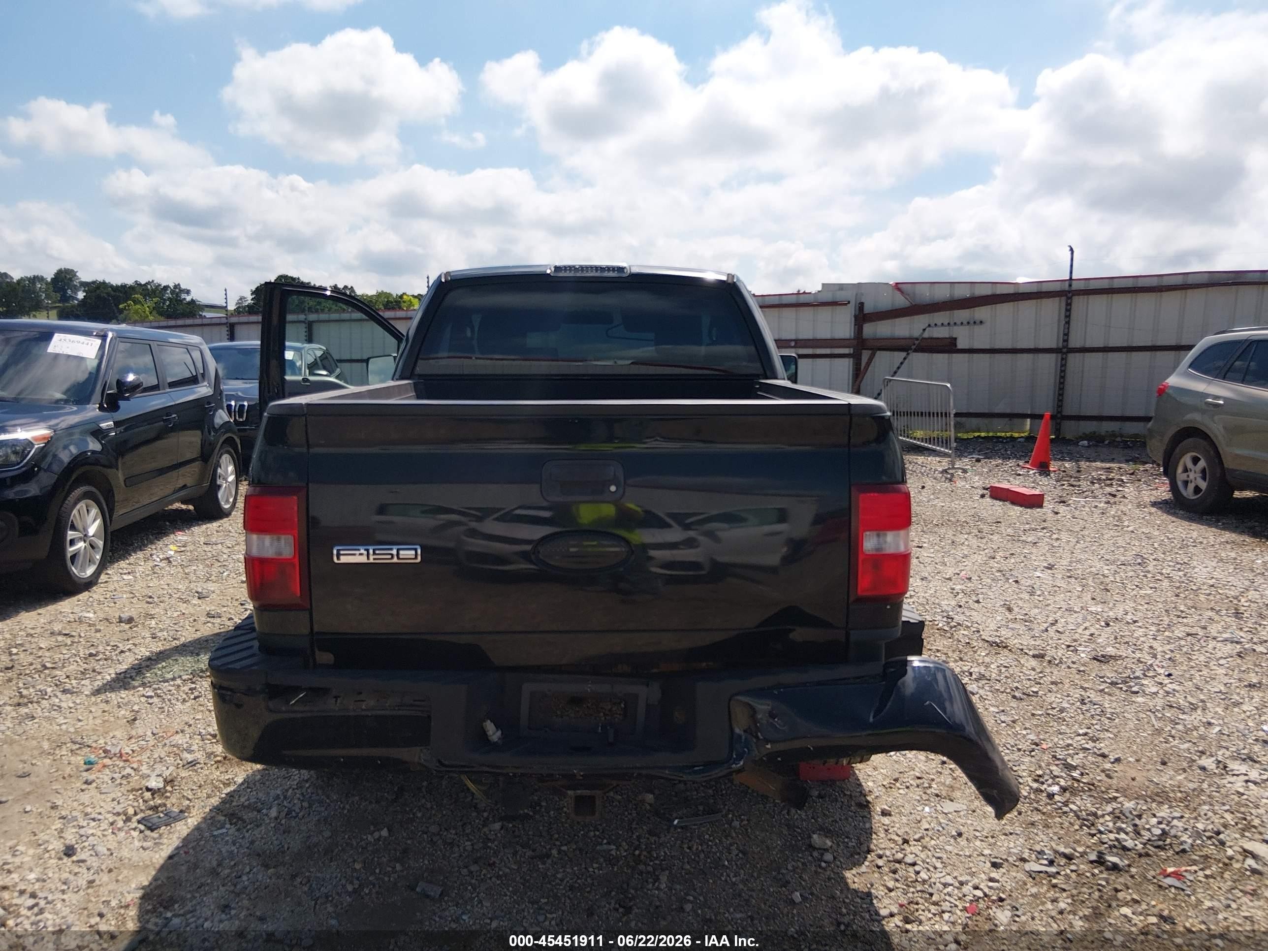 2006 Ford F-150 Stx/xlt Black vin: 1FTRF02276KC64804