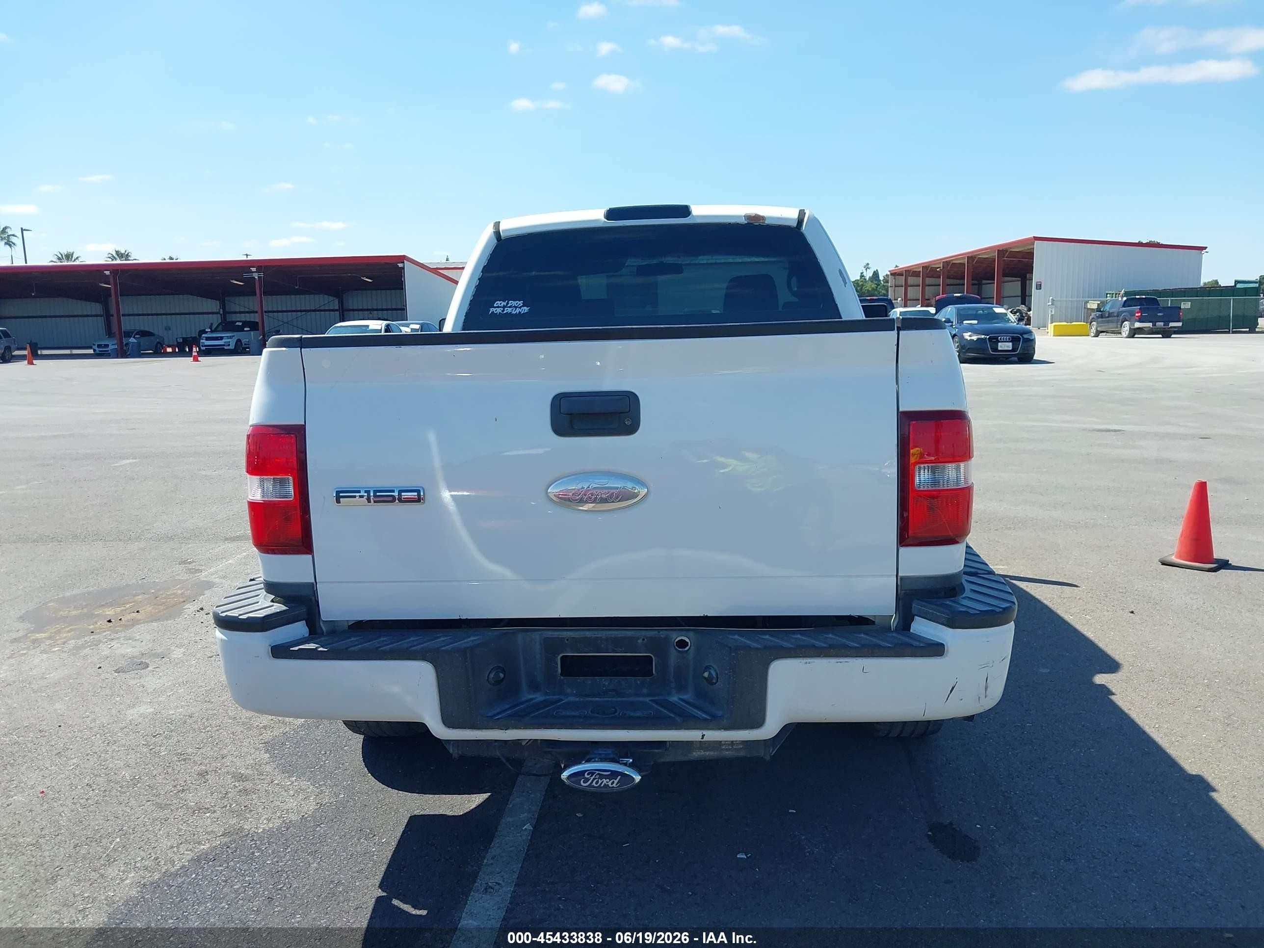 2006 Ford F-150 Stx/xlt White vin: 1FTRF02276KC90917