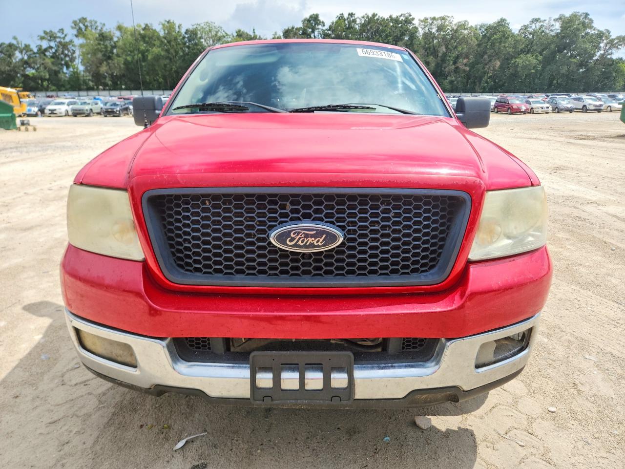 2005 Ford F150 Red vin: 1FTRF02565KC77942