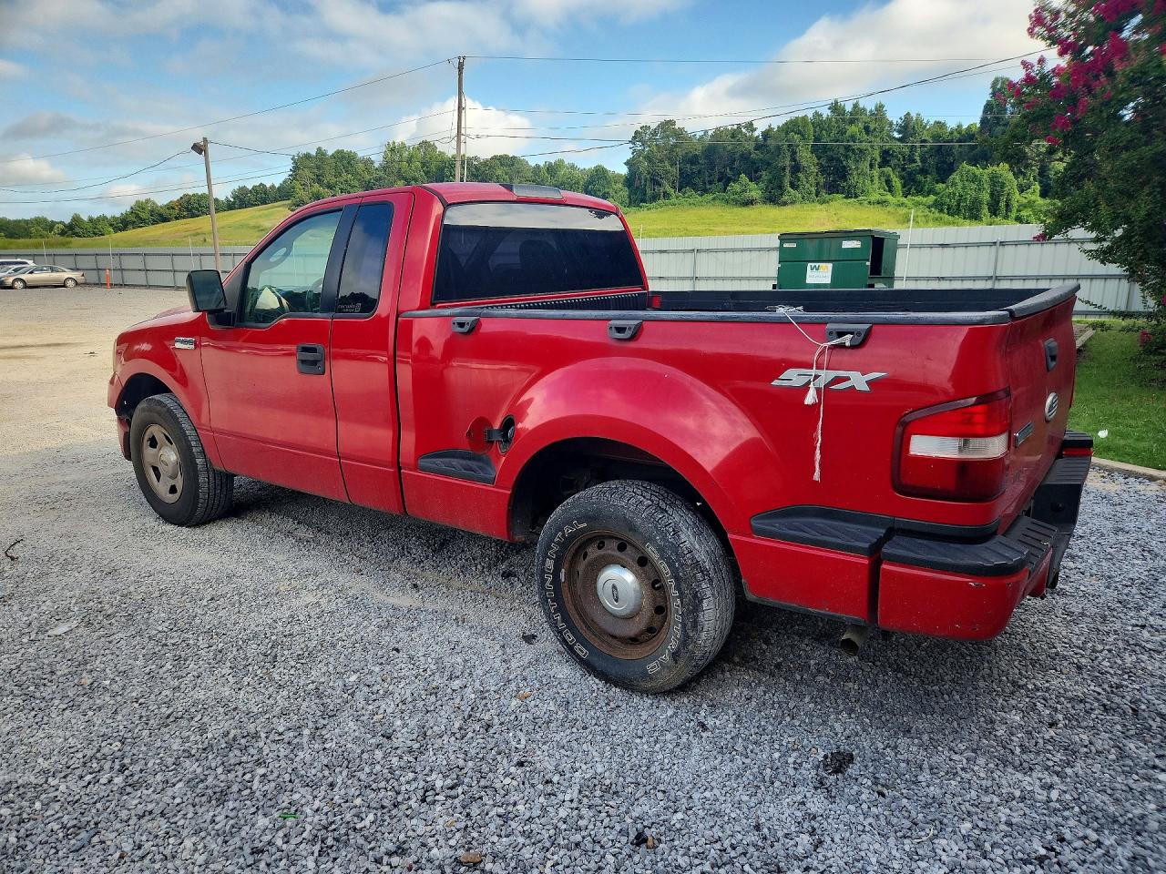 2006 Ford F150 Red vin: 1FTRF02W06KB82335