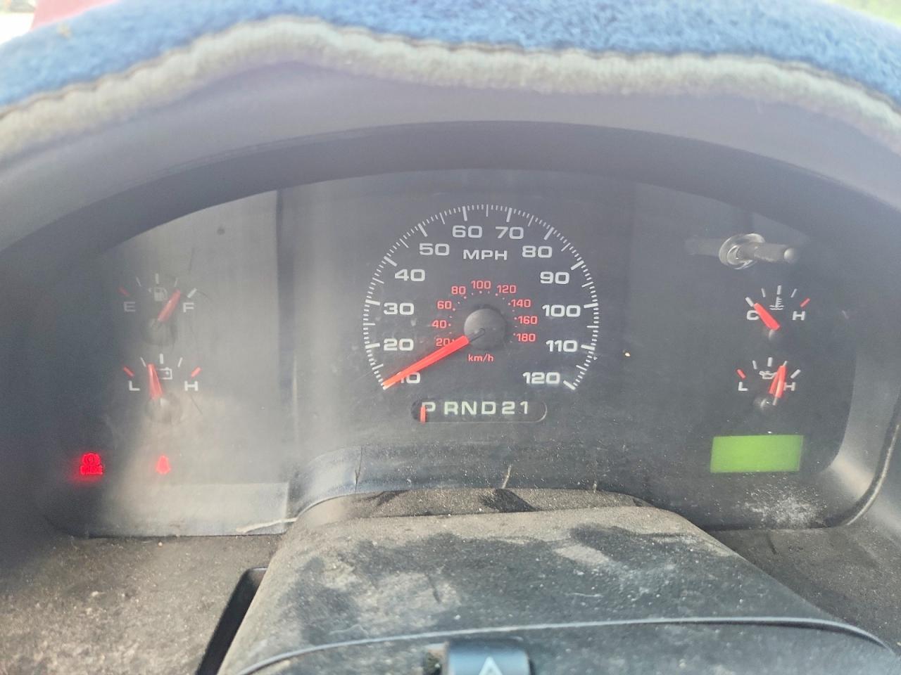 2006 Ford F150 Red vin: 1FTRF02W06KB82335