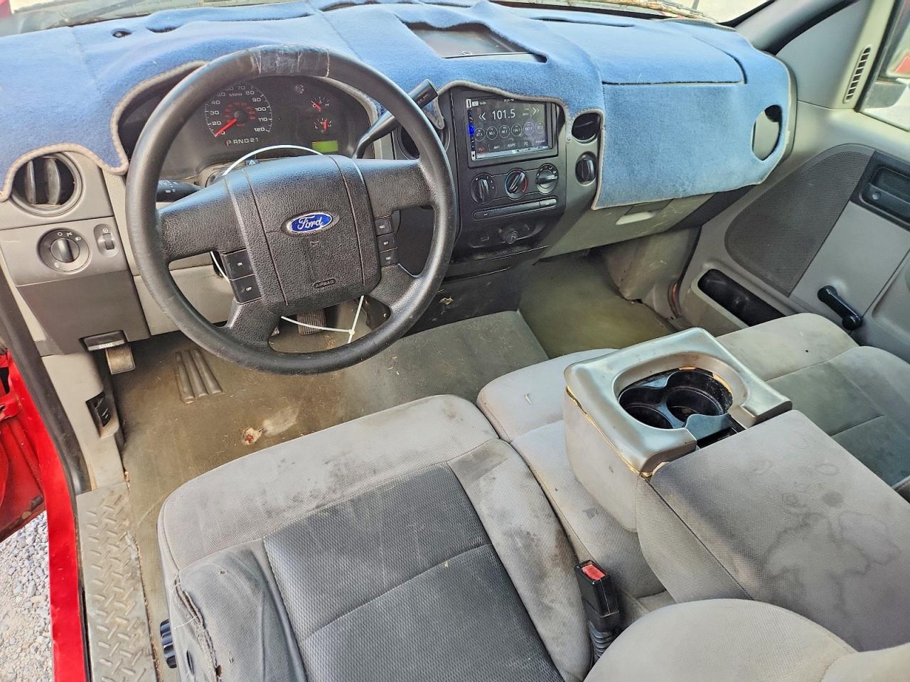 2006 Ford F150 Red vin: 1FTRF02W06KB82335
