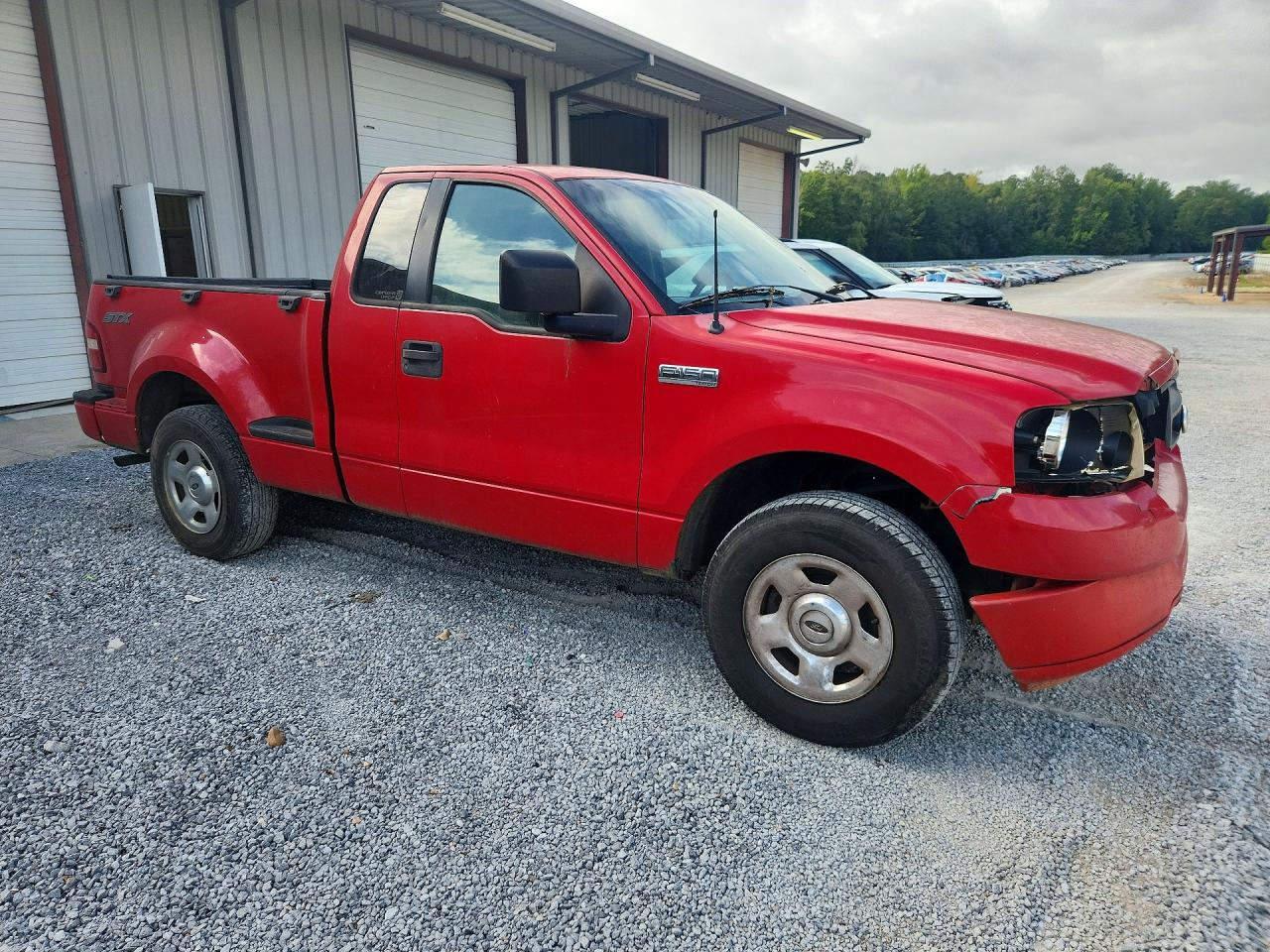 2006 Ford F150 Red vin: 1FTRF02W06KB82335