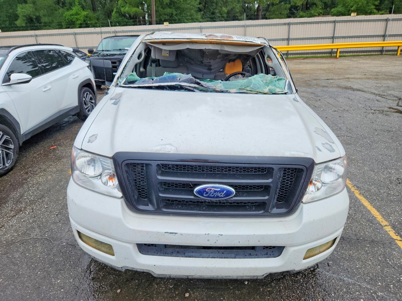 2004 Ford F150 White vin: 1FTRF02W34KD76323