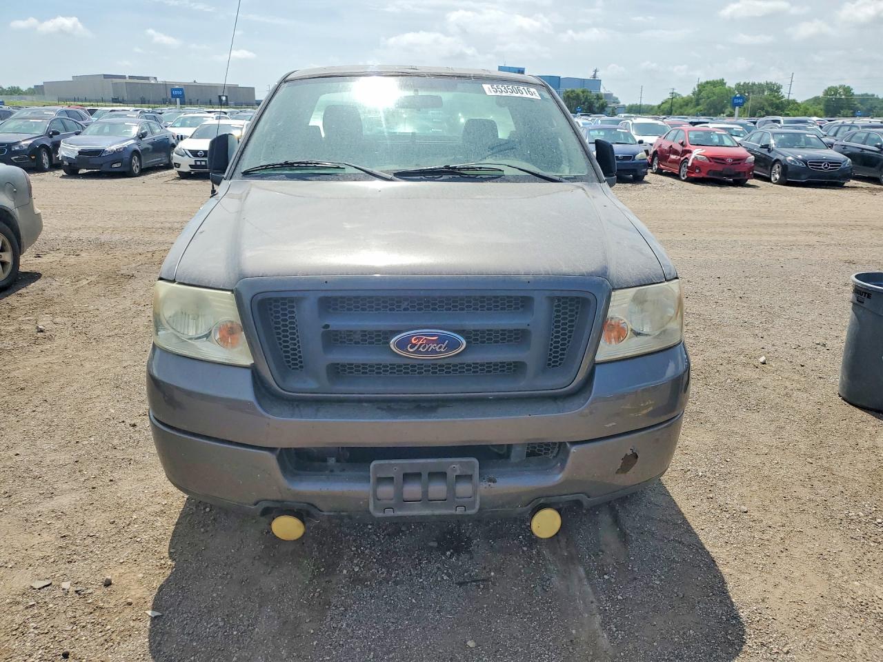 2004 Ford F150 Gray vin: 1FTRF02W44KB13614