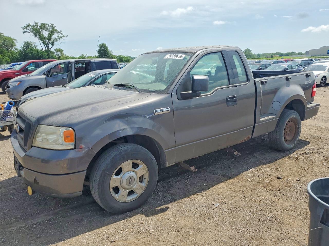 2004 Ford F150 Gray vin: 1FTRF02W44KB13614